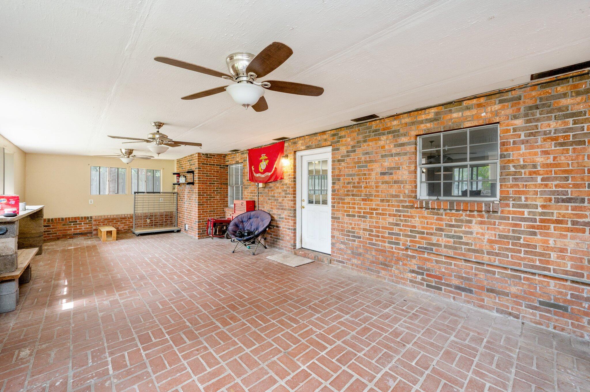 BAYOU GROVE - Residential