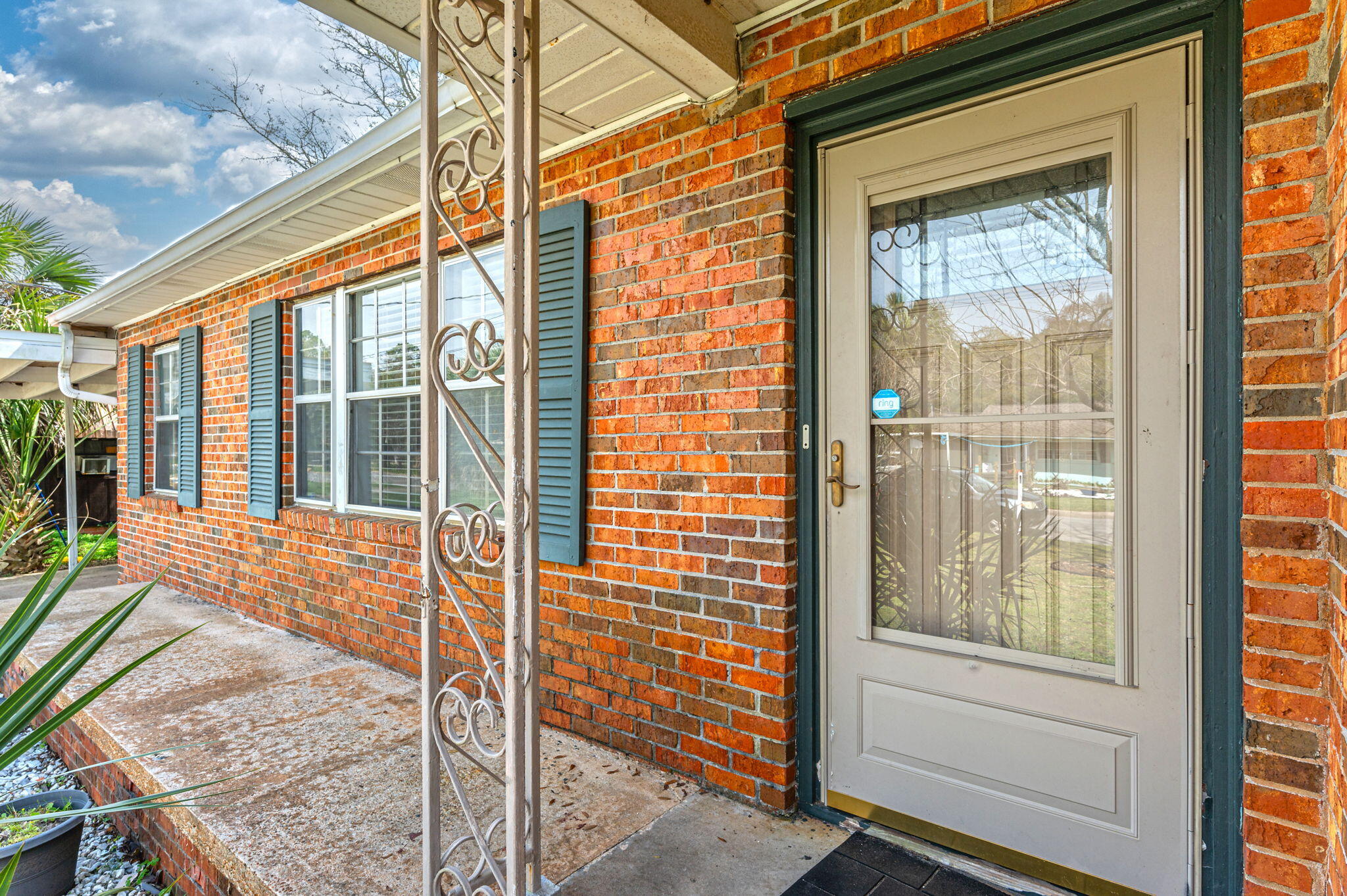 BAYOU GROVE - Residential