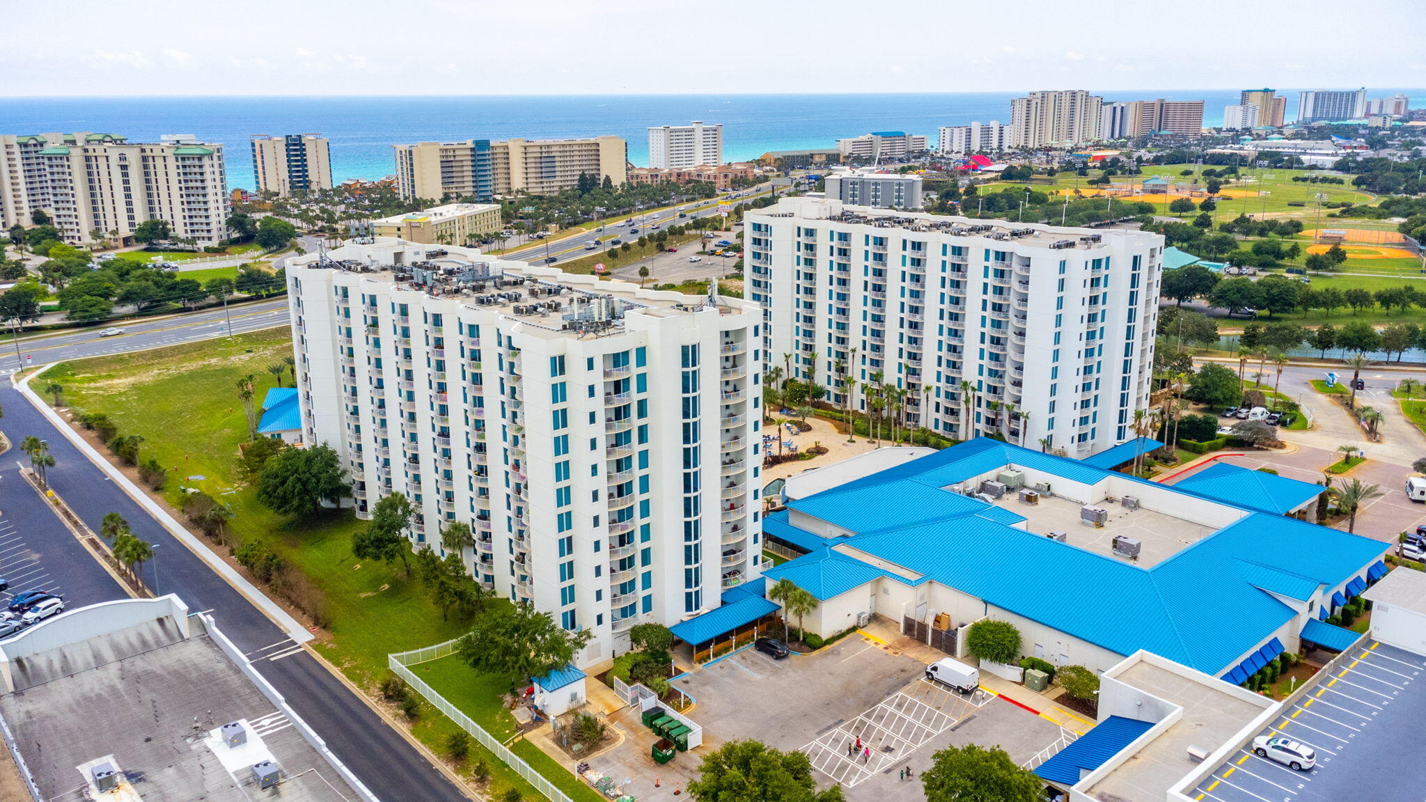 THE PALMS OF DESTIN - Residential