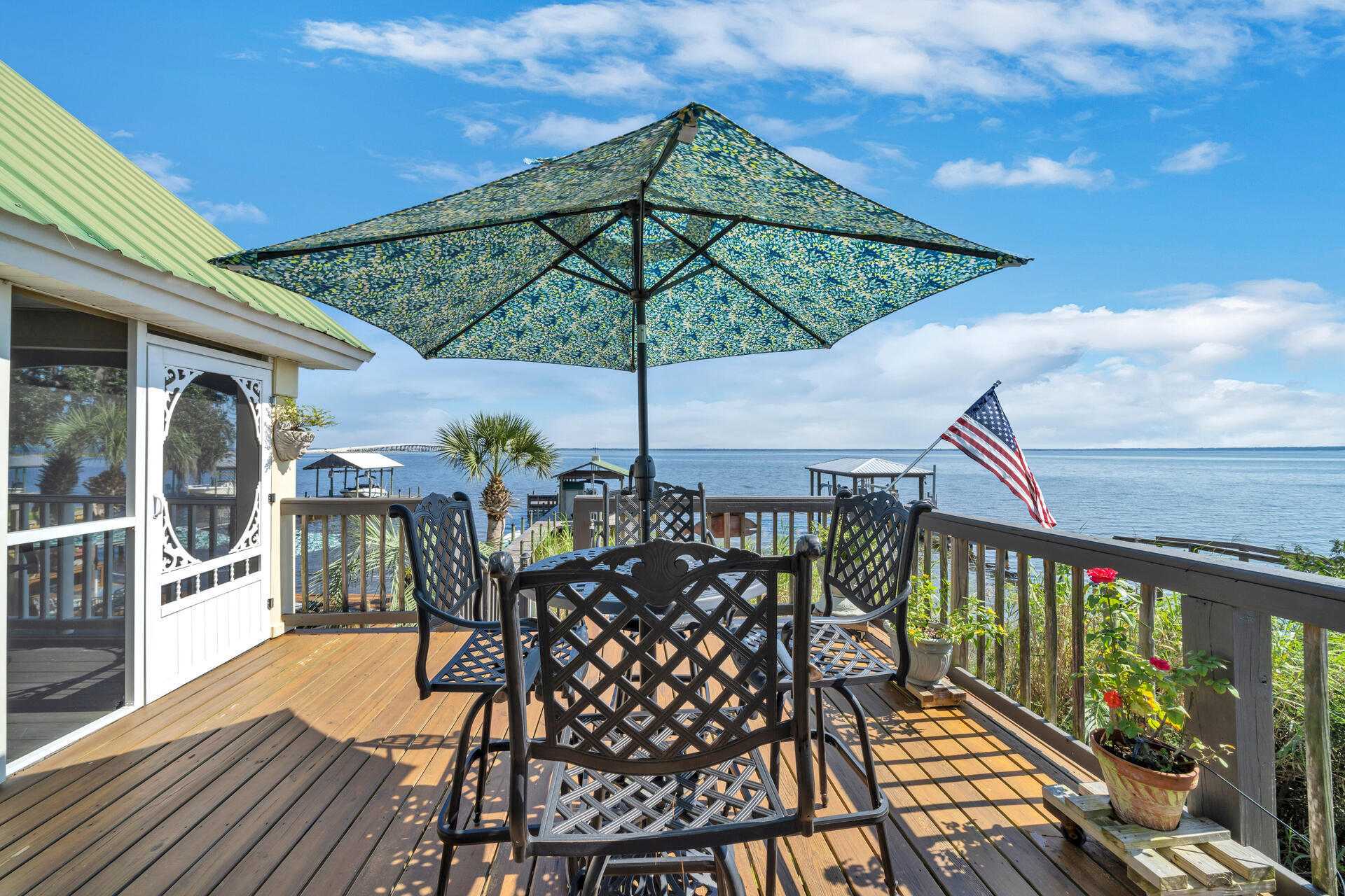 MAGNOLIA - Residential