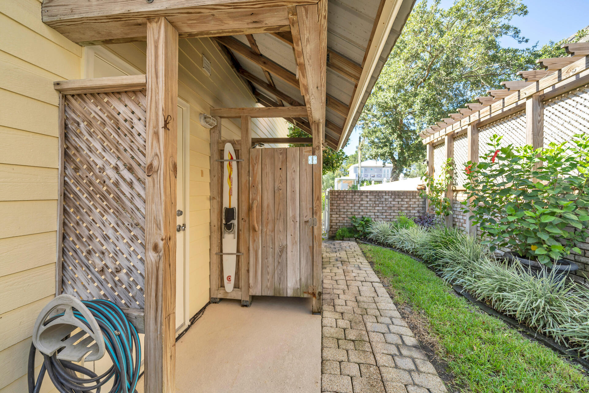 MAGNOLIA - Residential