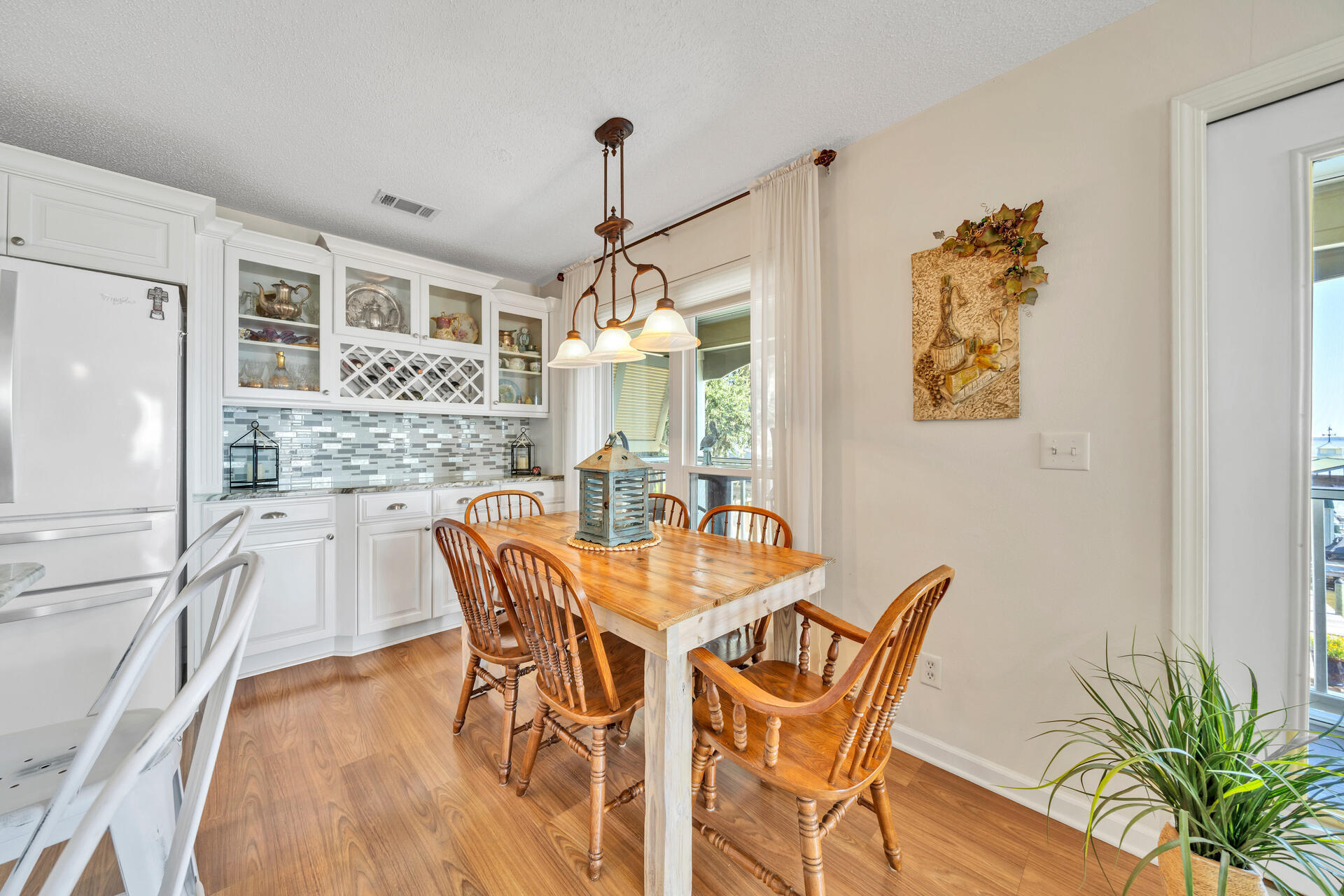 MAGNOLIA - Residential