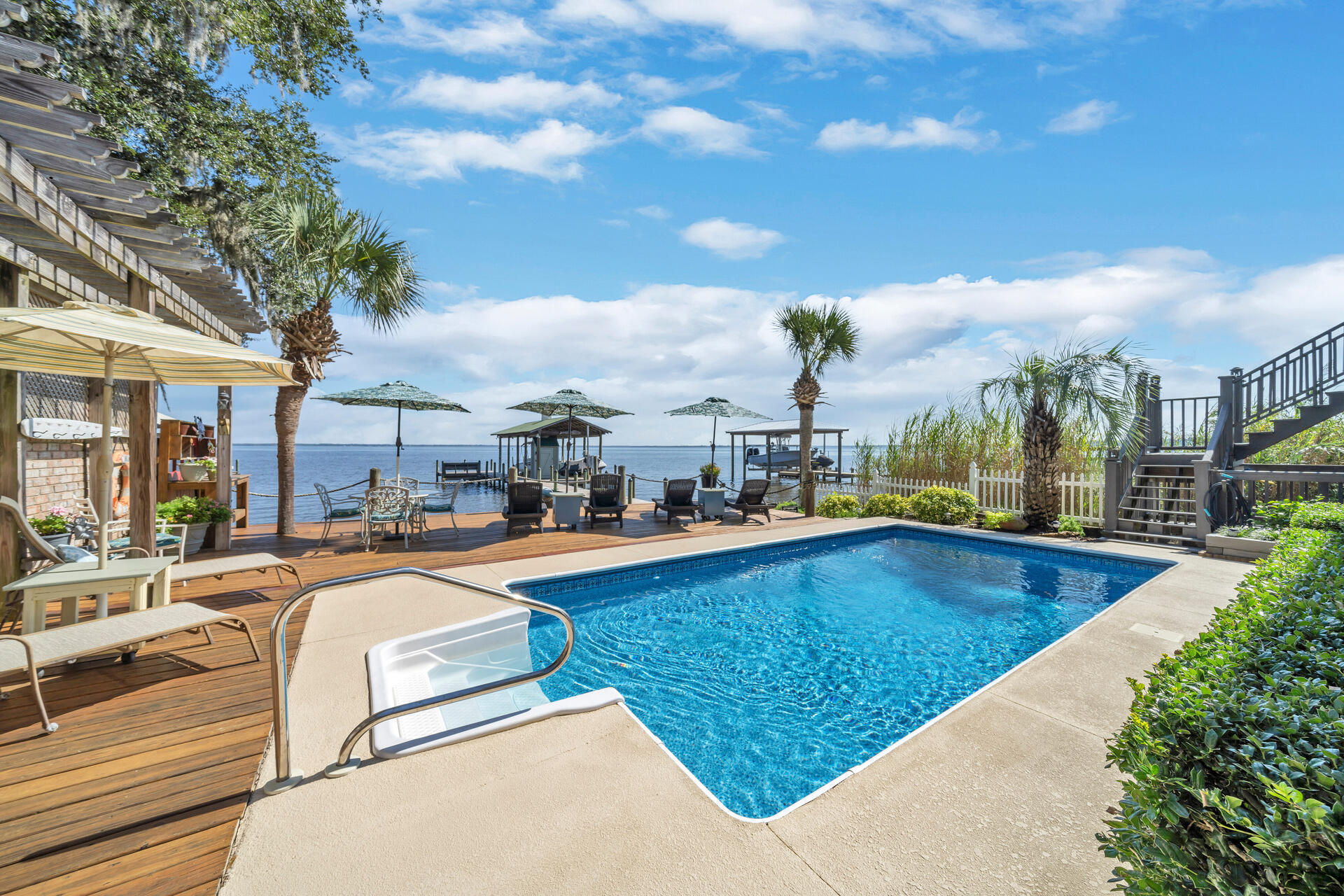 MAGNOLIA - Residential