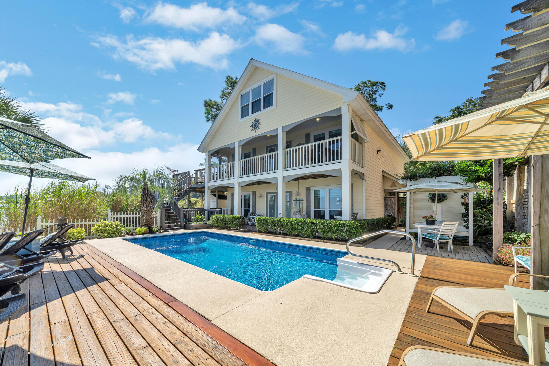 MAGNOLIA - Residential