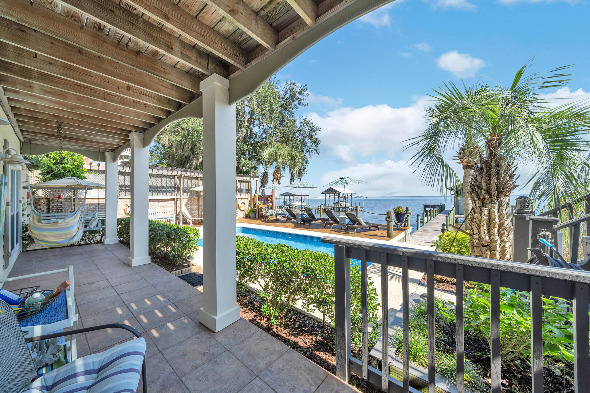 MAGNOLIA - Residential