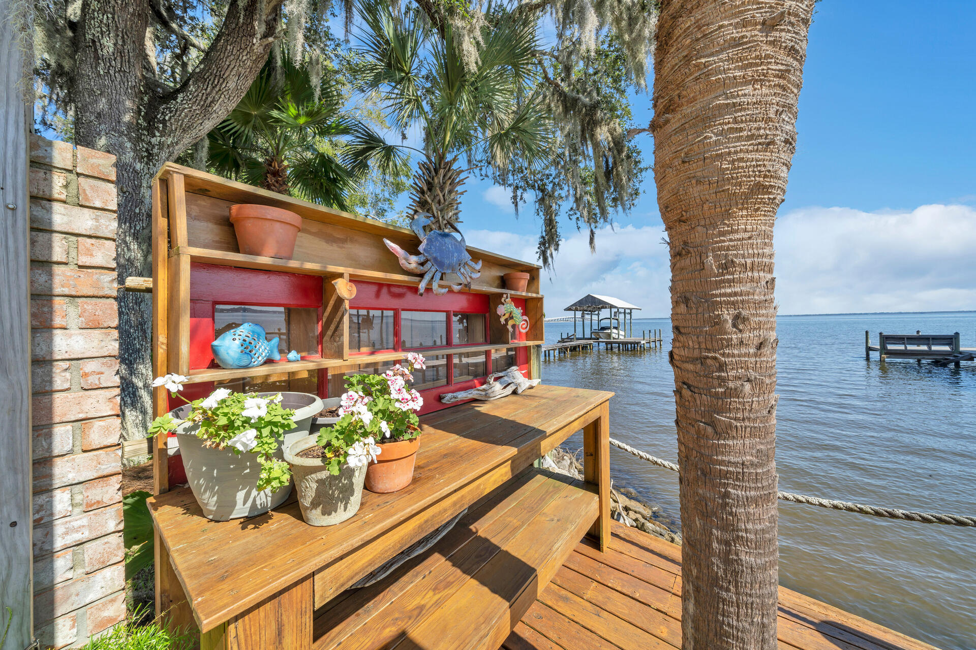 MAGNOLIA - Residential