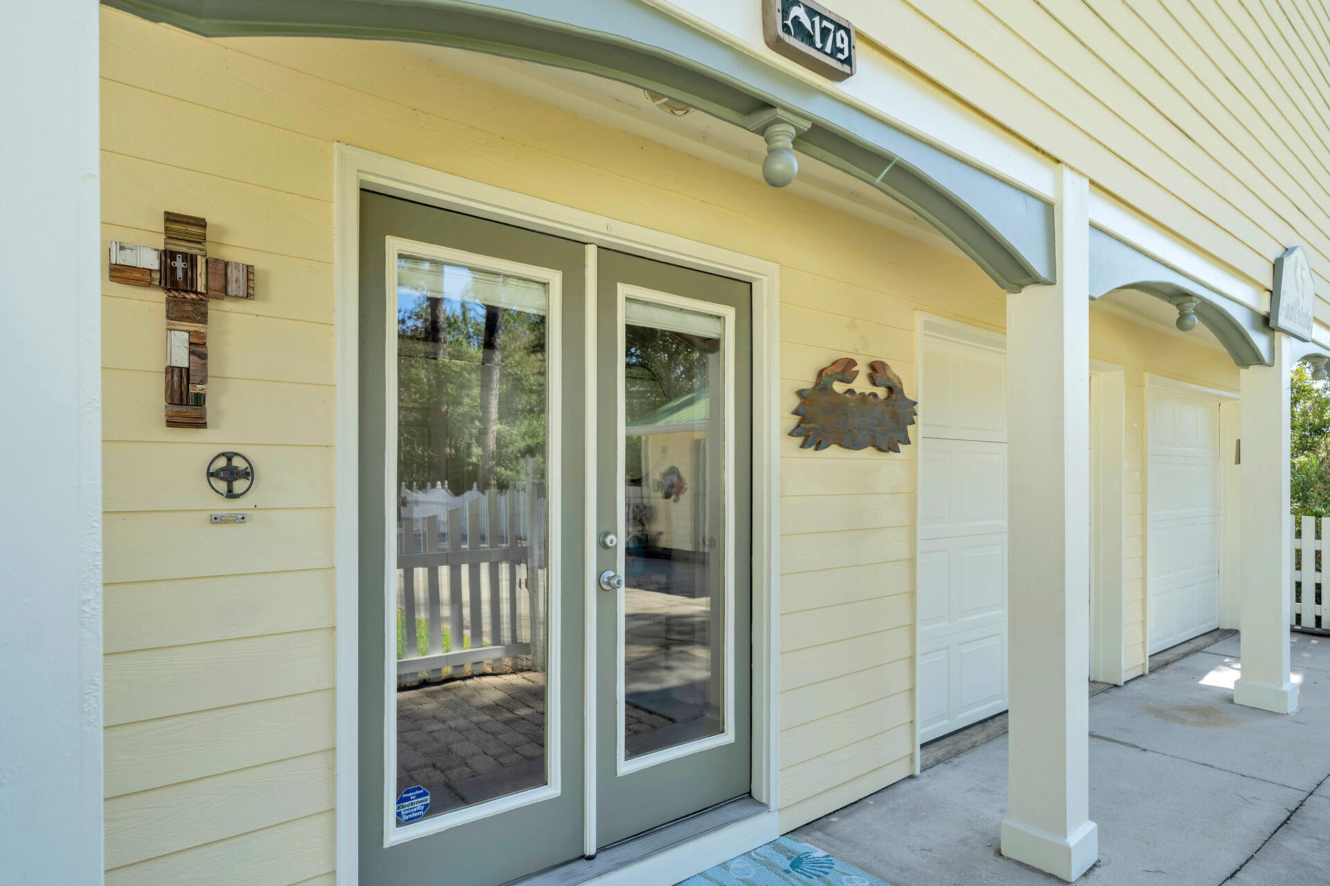 MAGNOLIA - Residential