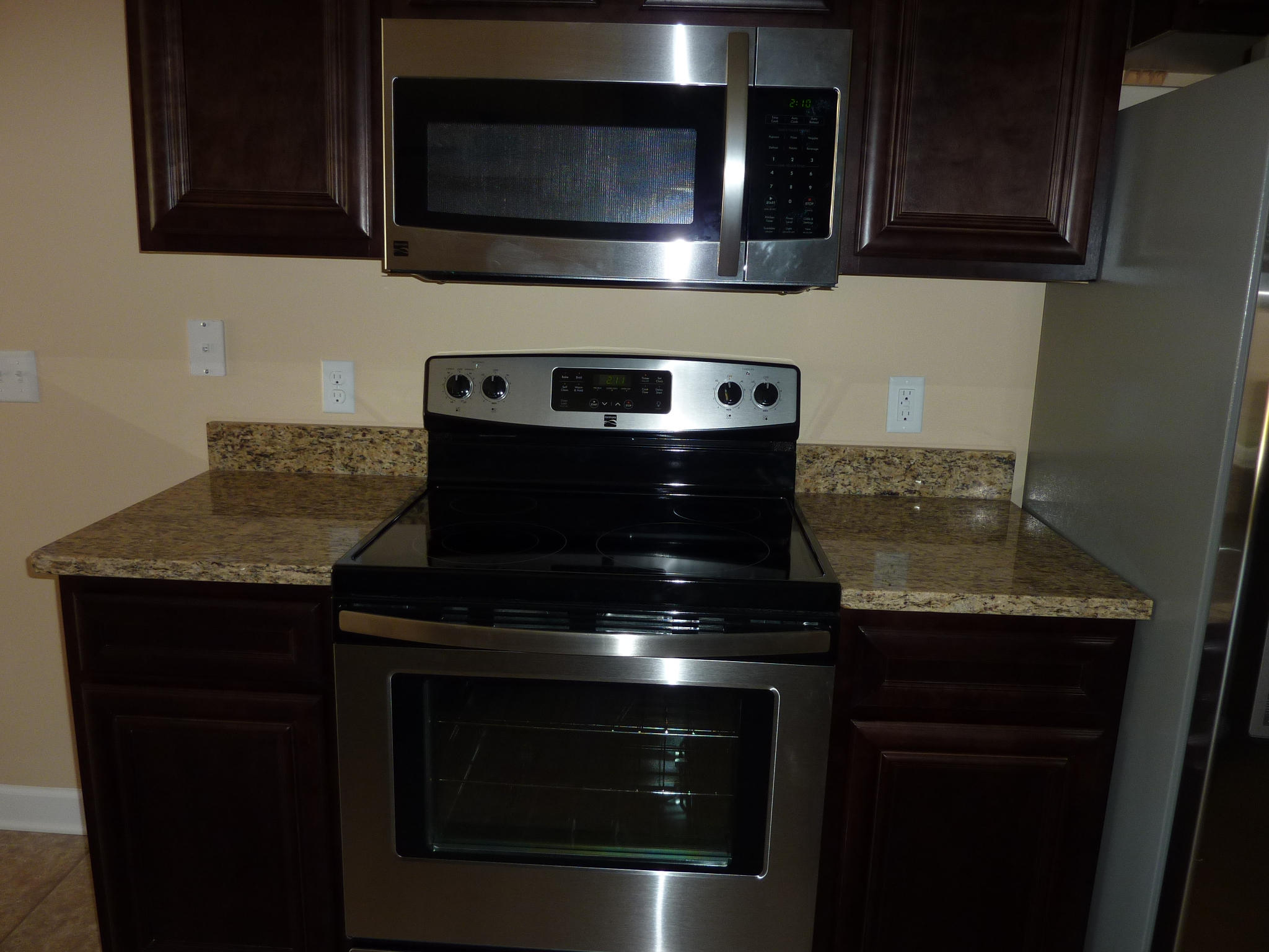 SUMMERWOOD - Residential