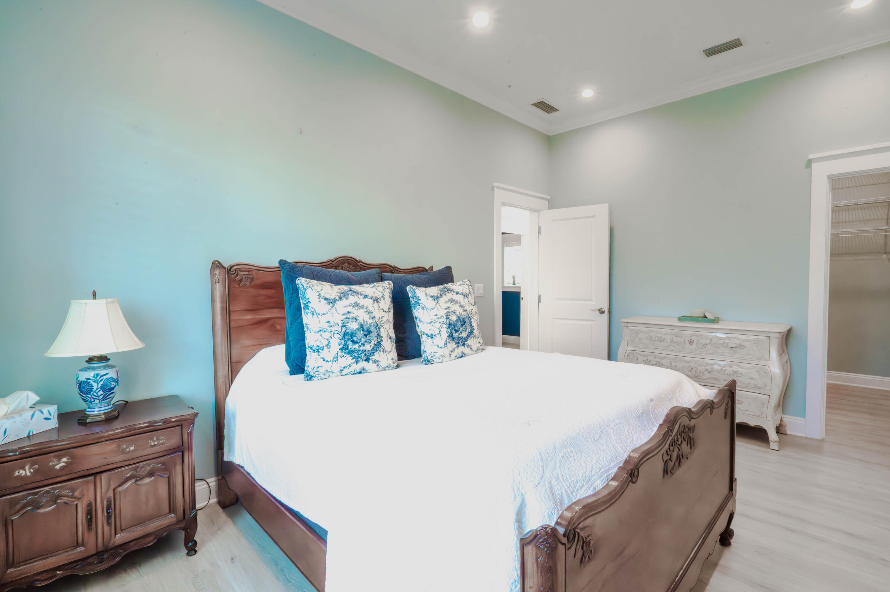 VILLAGE AT BLUE MOUNTAIN BEACH - Residential