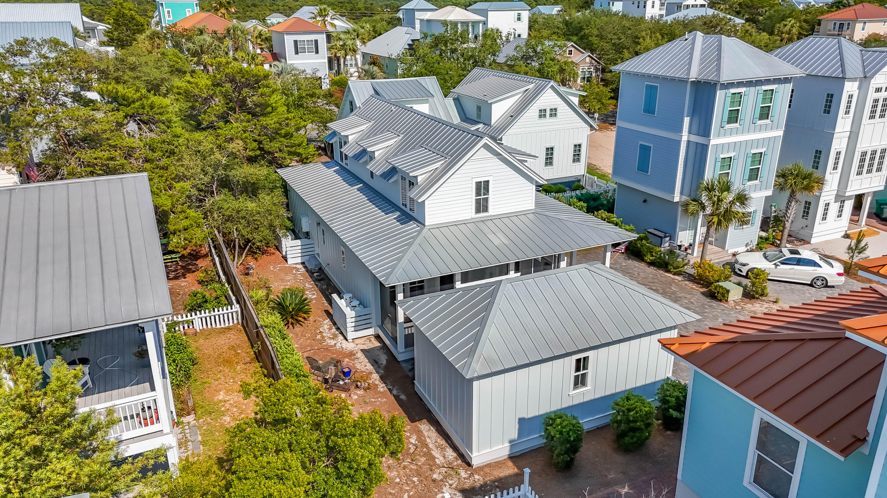VILLAGE AT BLUE MOUNTAIN BEACH - Residential