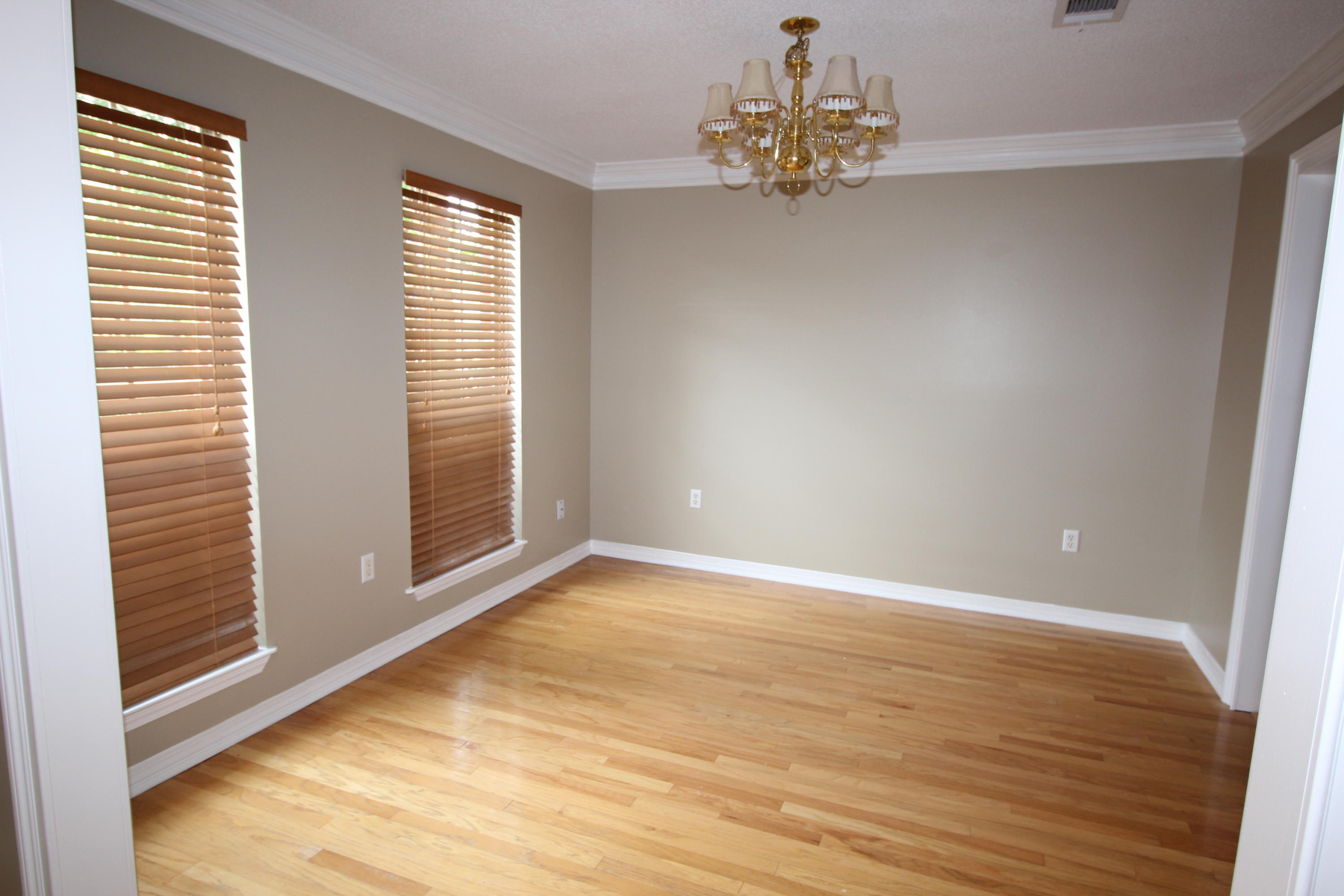 WINDSOR FOREST - Residential