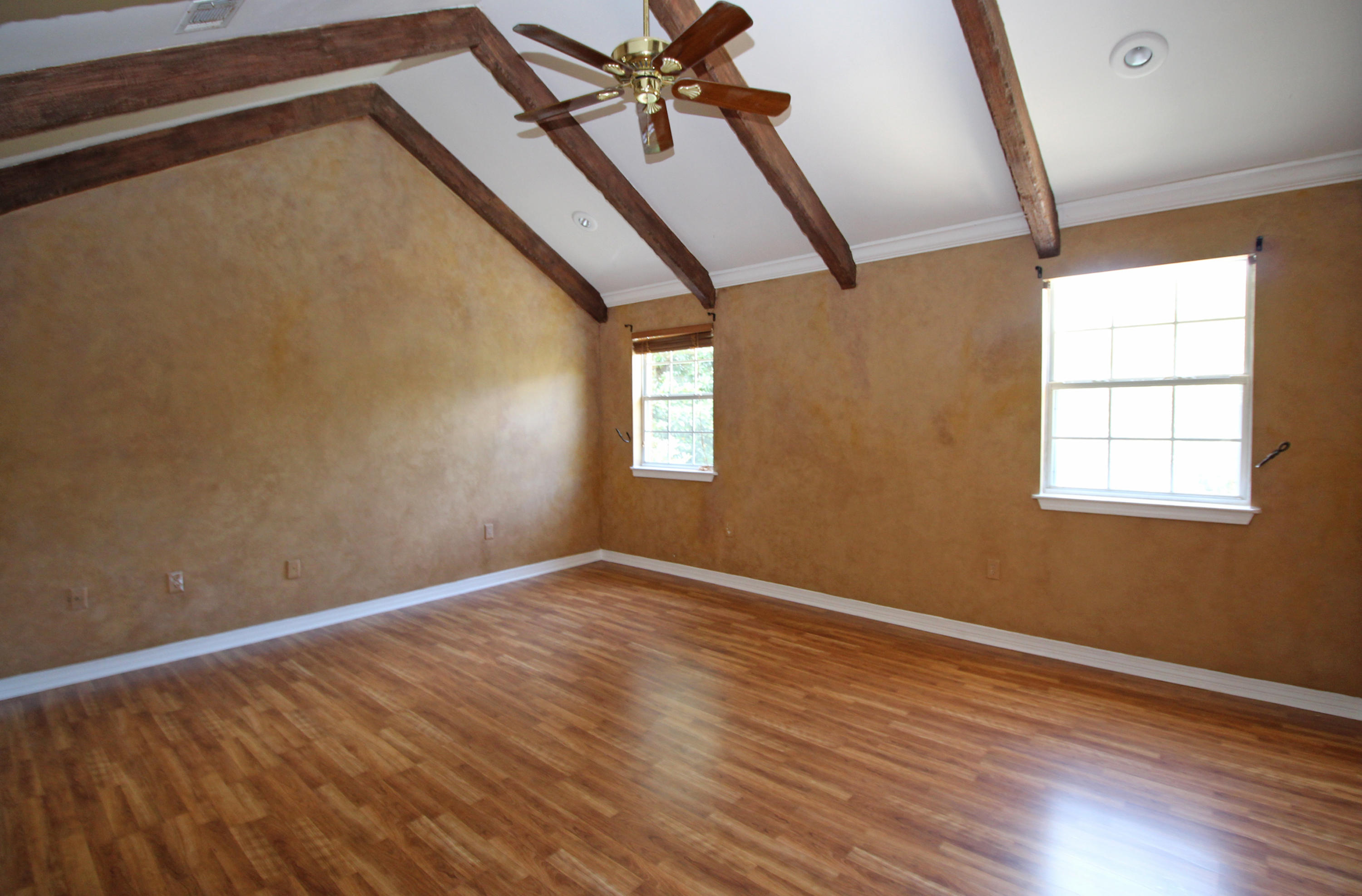 WINDSOR FOREST - Residential