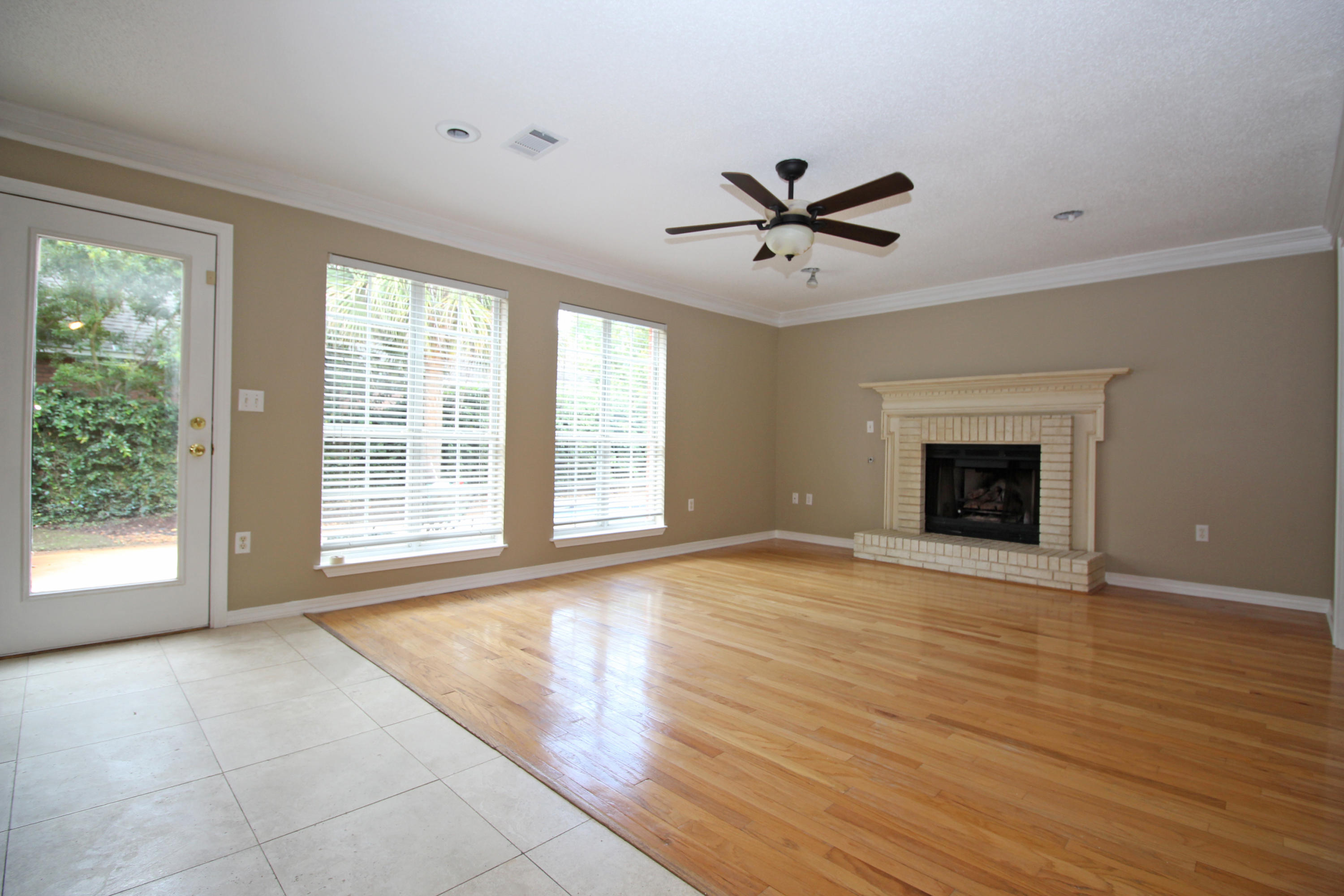 WINDSOR FOREST - Residential