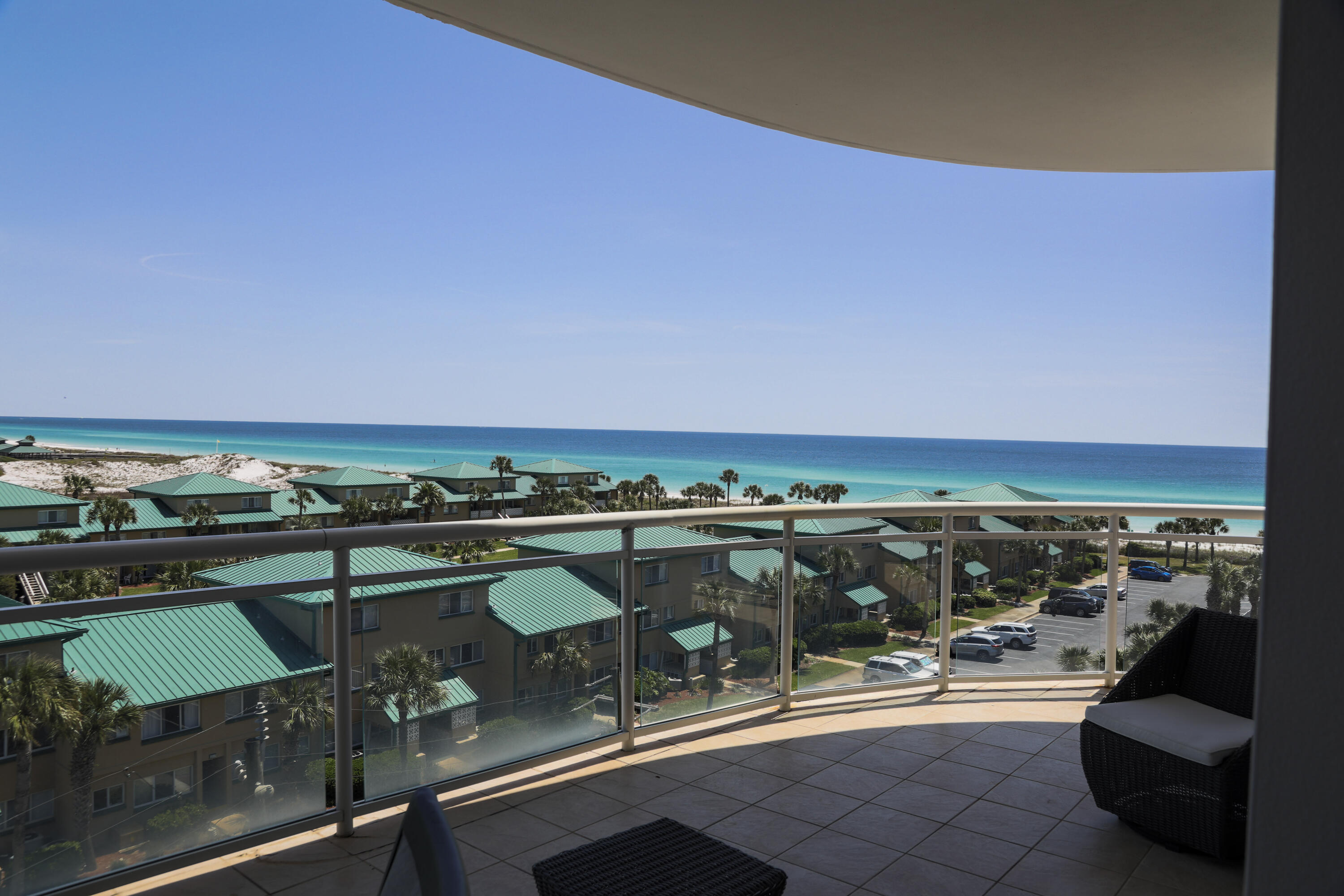 DESTIN WEST GULFSIDE VILLAS - Residential