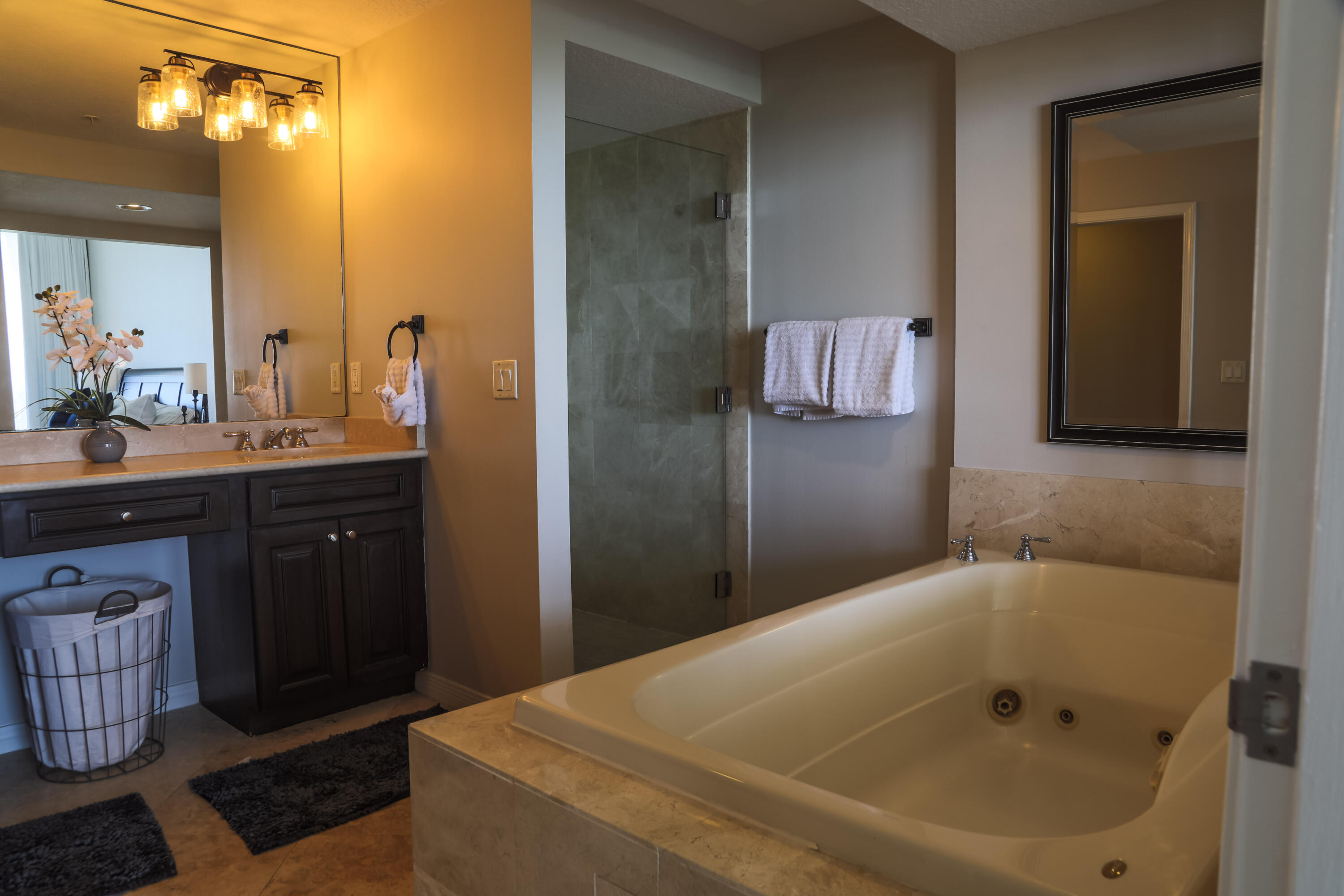 DESTIN WEST GULFSIDE VILLAS - Residential