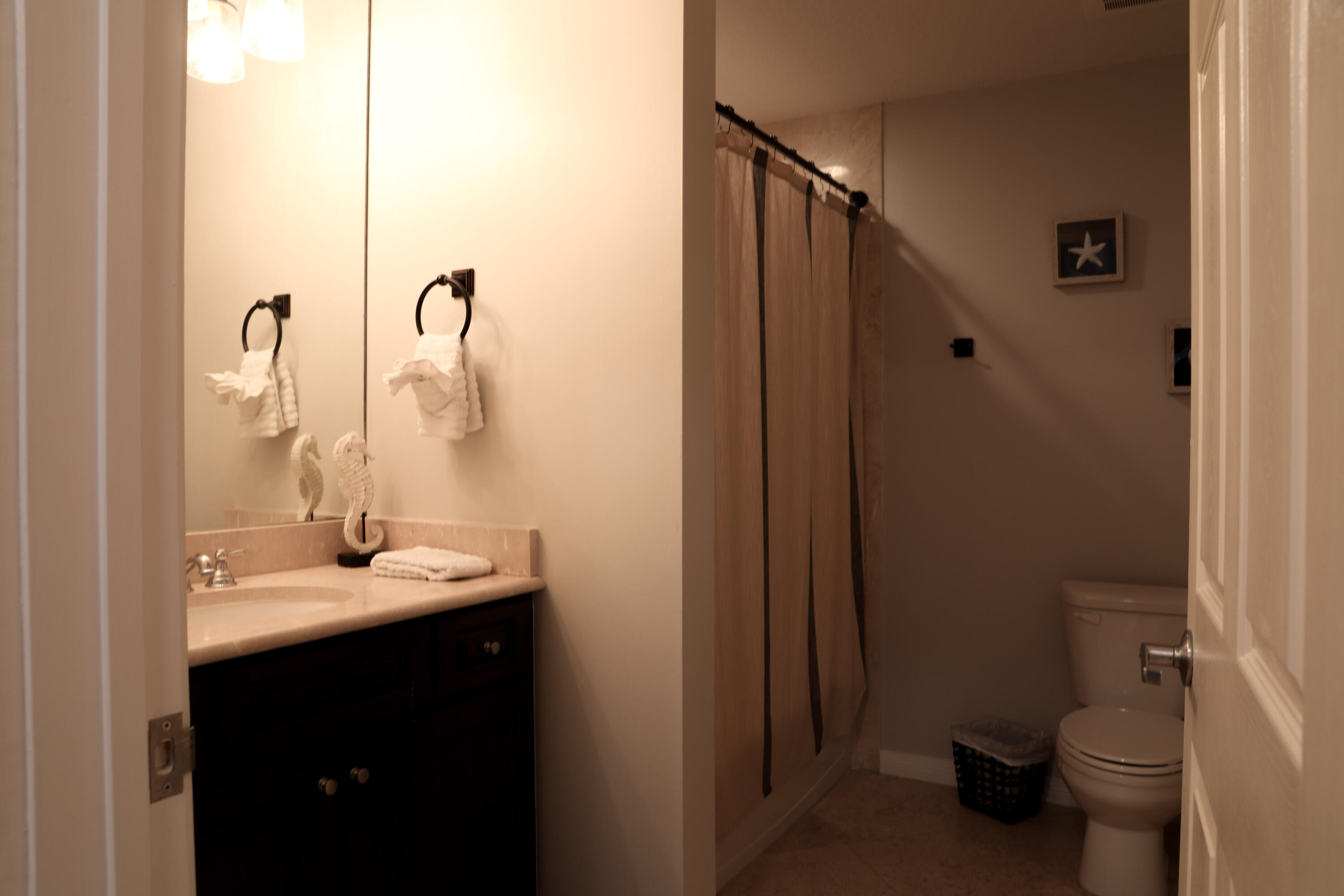 DESTIN WEST GULFSIDE VILLAS - Residential