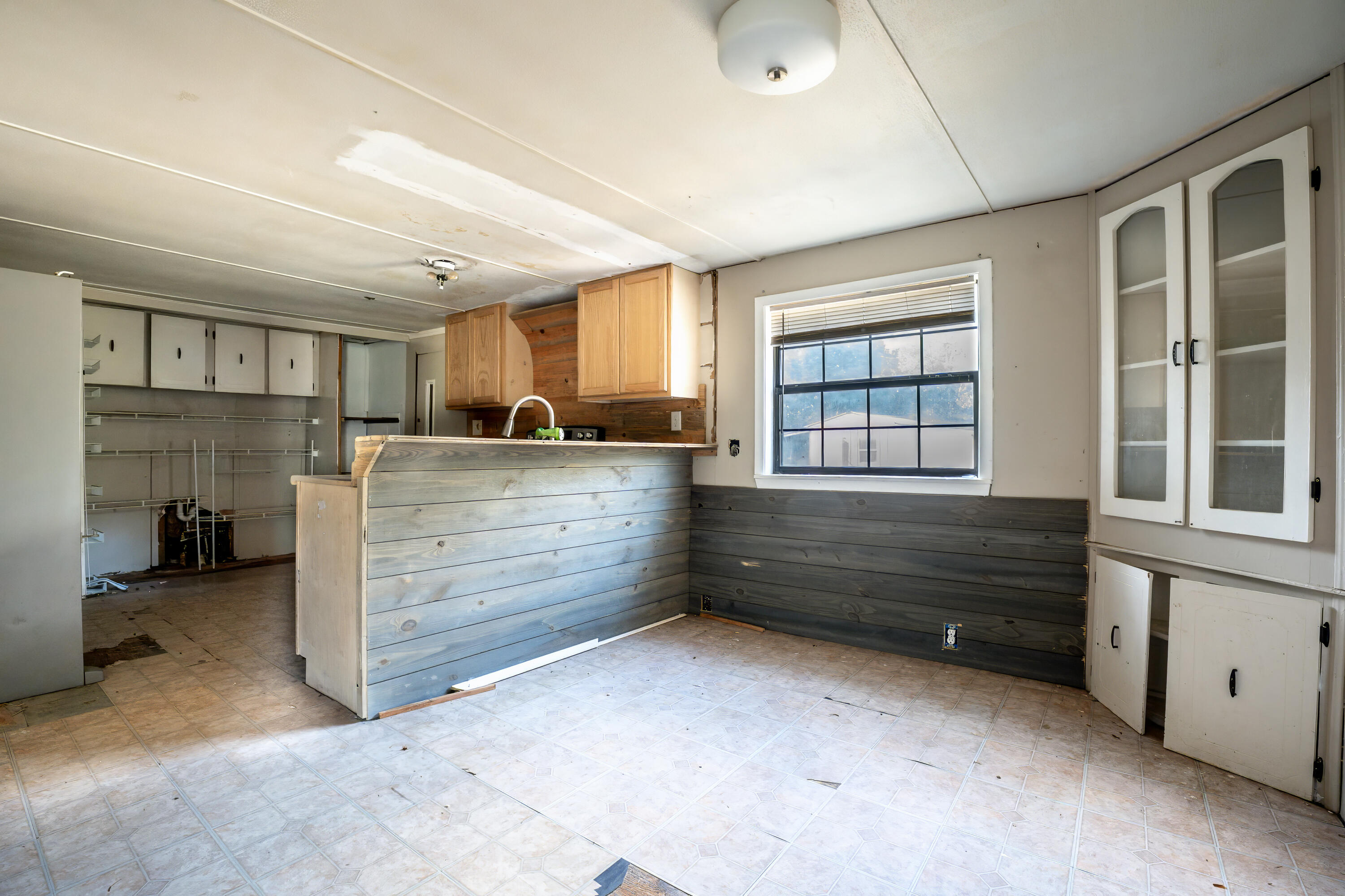 Kam-Akers - Residential