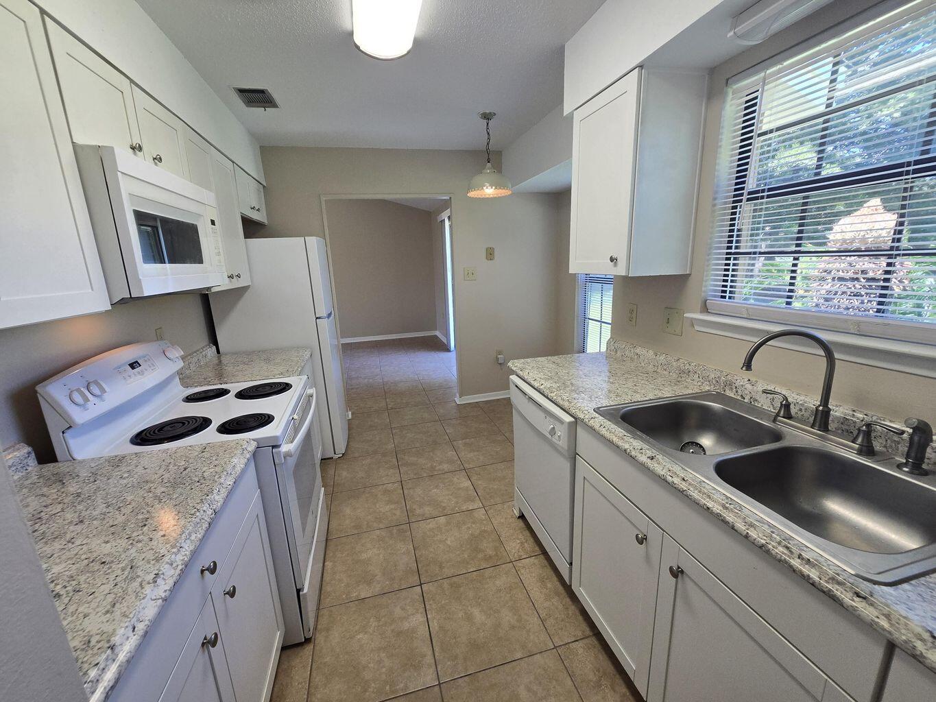 PINE MEADOWS 3RD ADDN - Residential