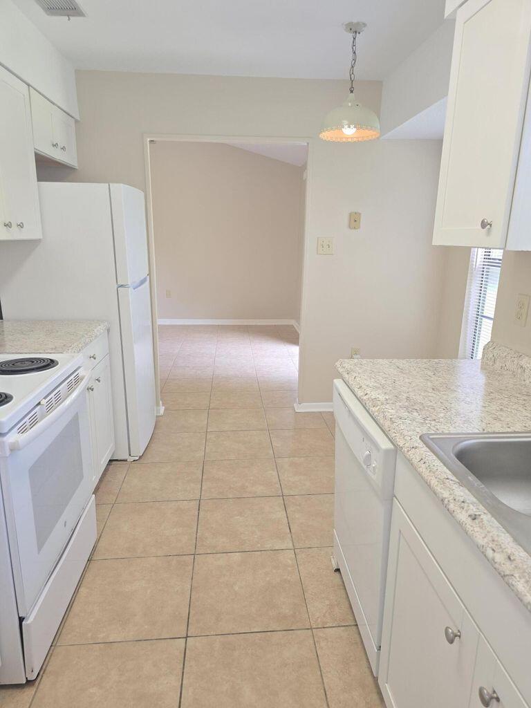 PINE MEADOWS 3RD ADDN - Residential