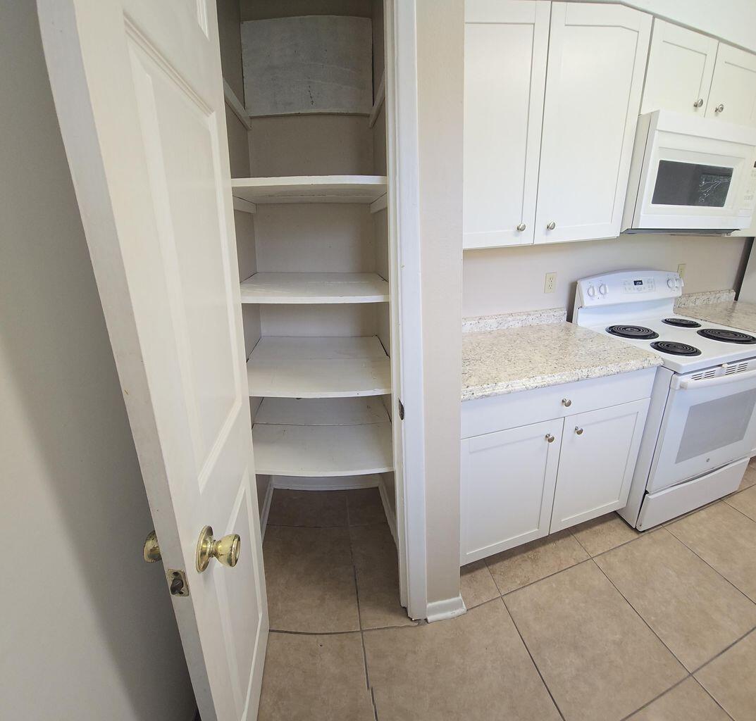 PINE MEADOWS 3RD ADDN - Residential