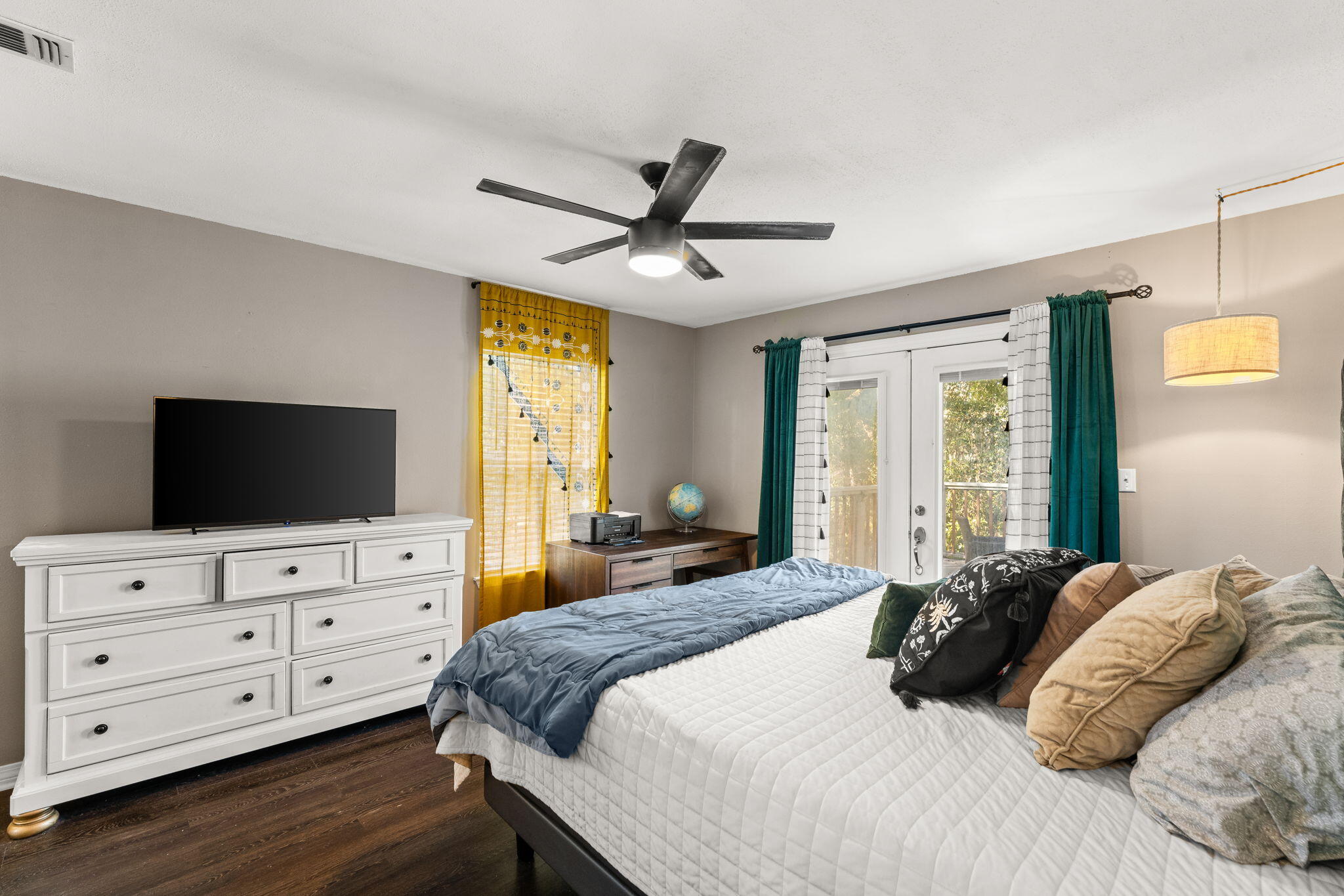 LAIRDS 2ND ADDN - Residential