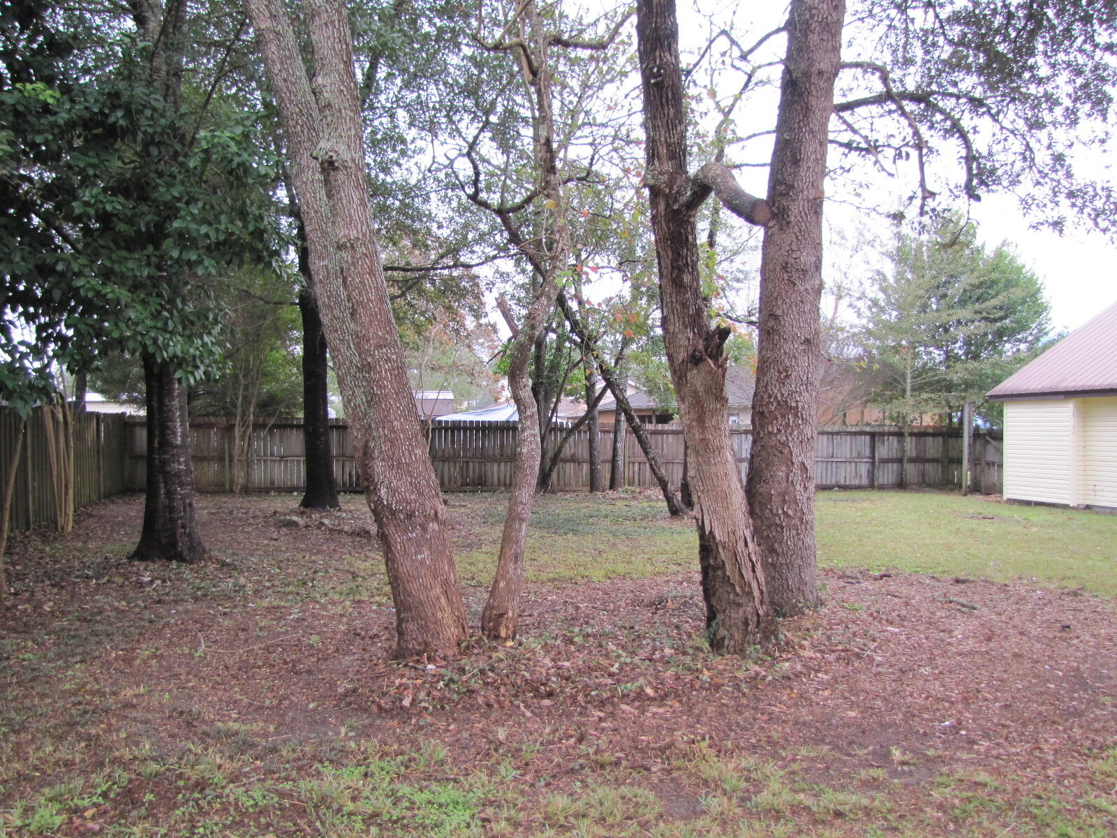 COUNTRYVIEW ESTATES 3RD ADDN - Residential Lease