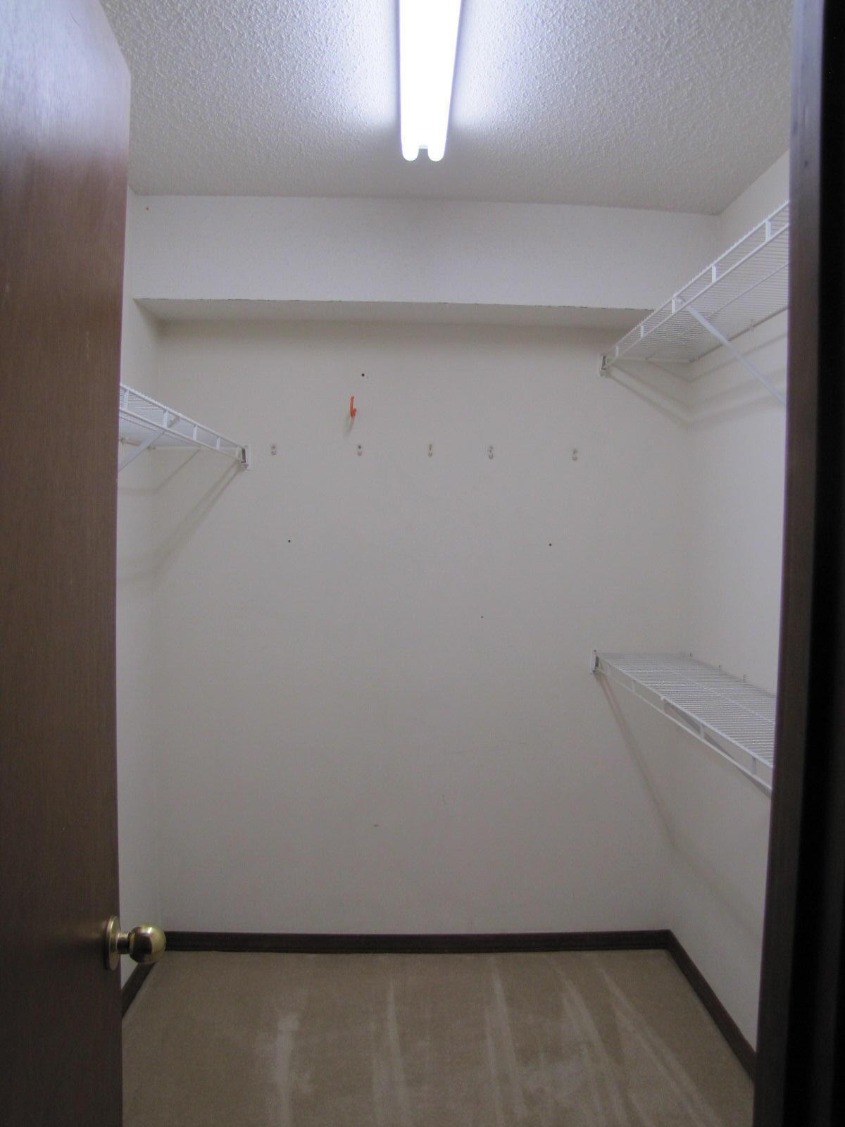 COUNTRYVIEW ESTATES 3RD ADDN - Residential Lease