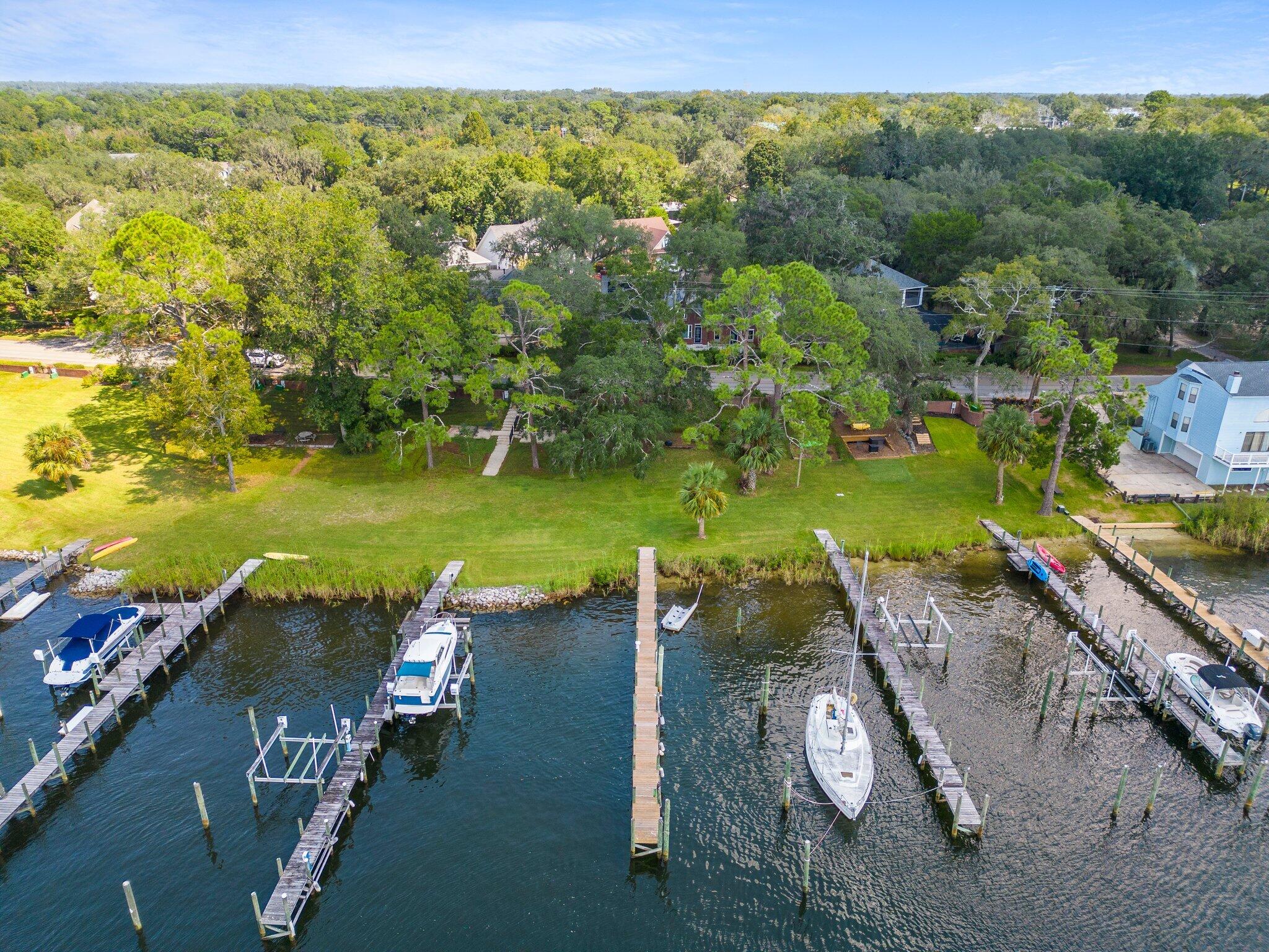 GRAND OAKS S/D - Residential Lease