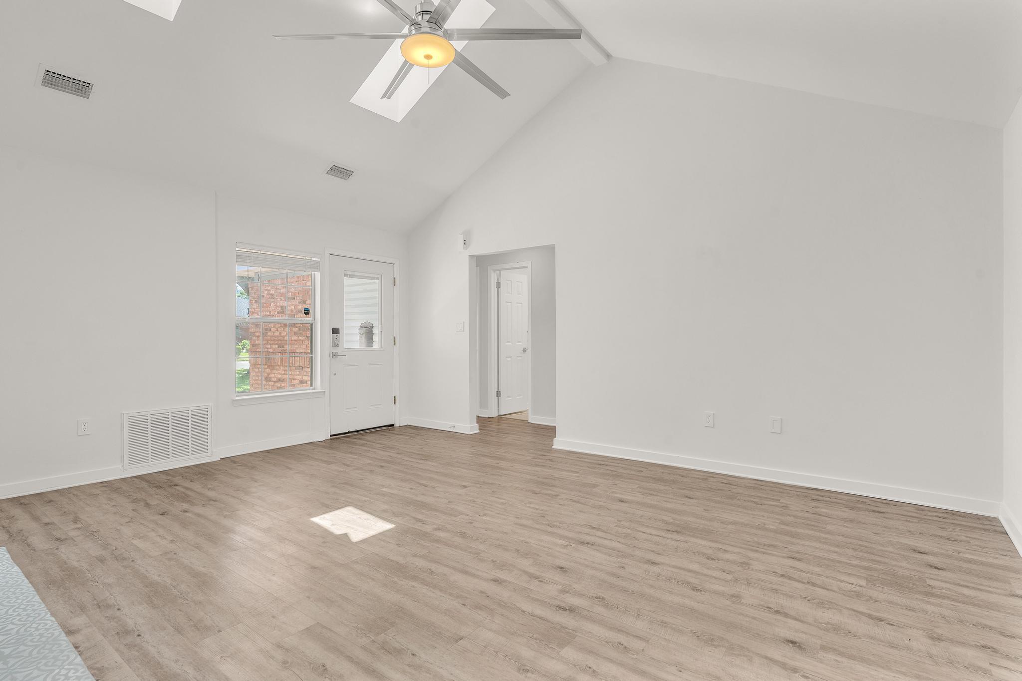 AZALEA GARDENS DESTIN - Residential Lease