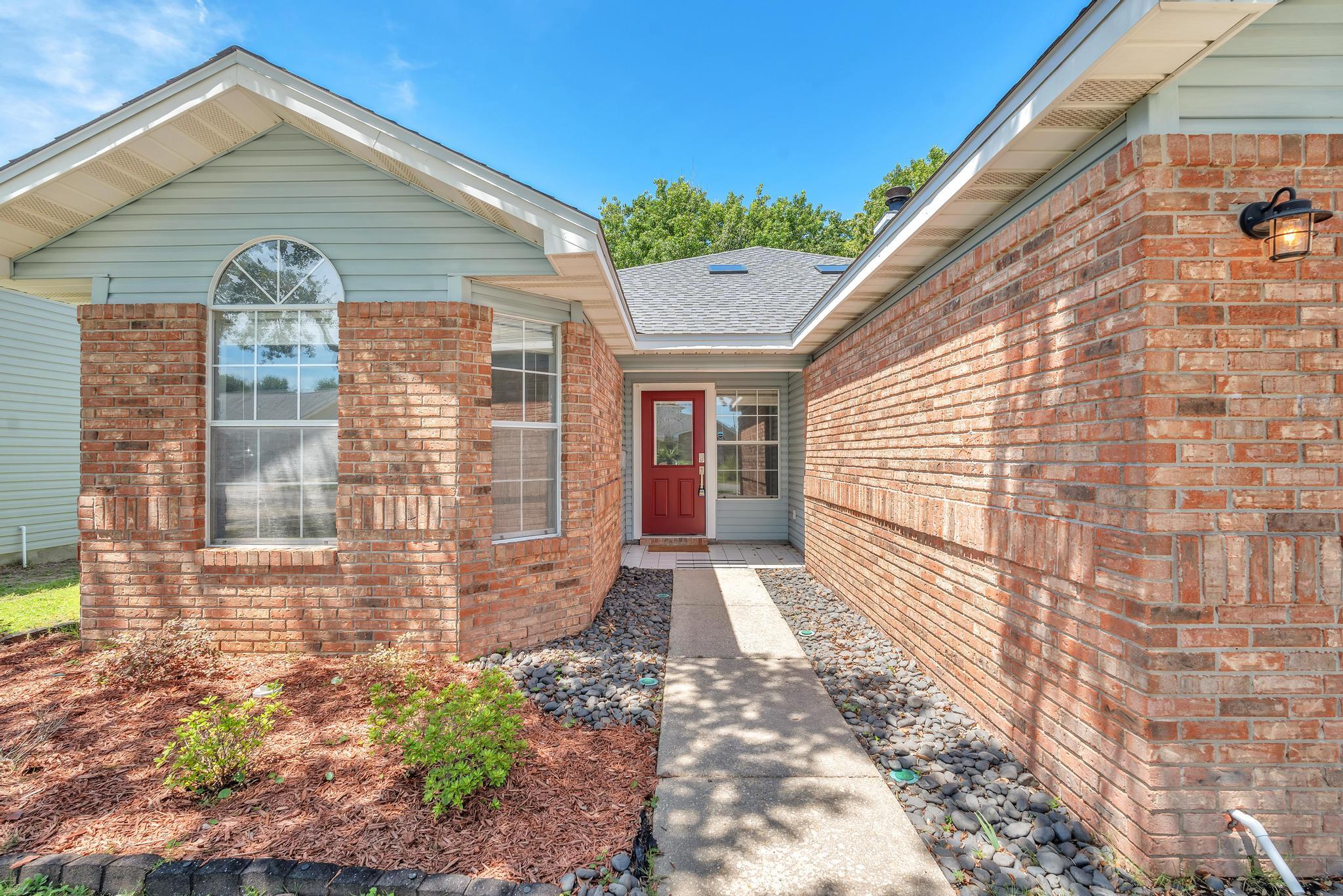 AZALEA GARDENS DESTIN - Residential Lease