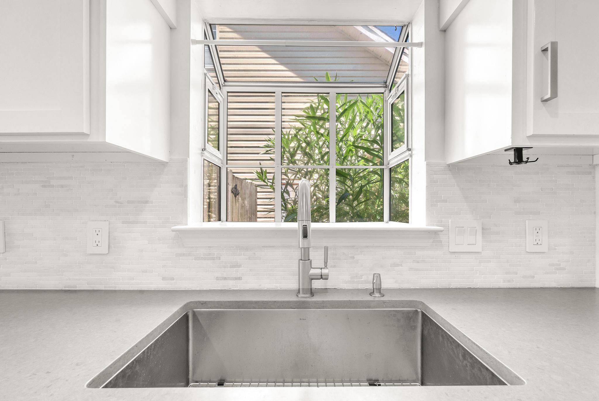 AZALEA GARDENS DESTIN - Residential Lease