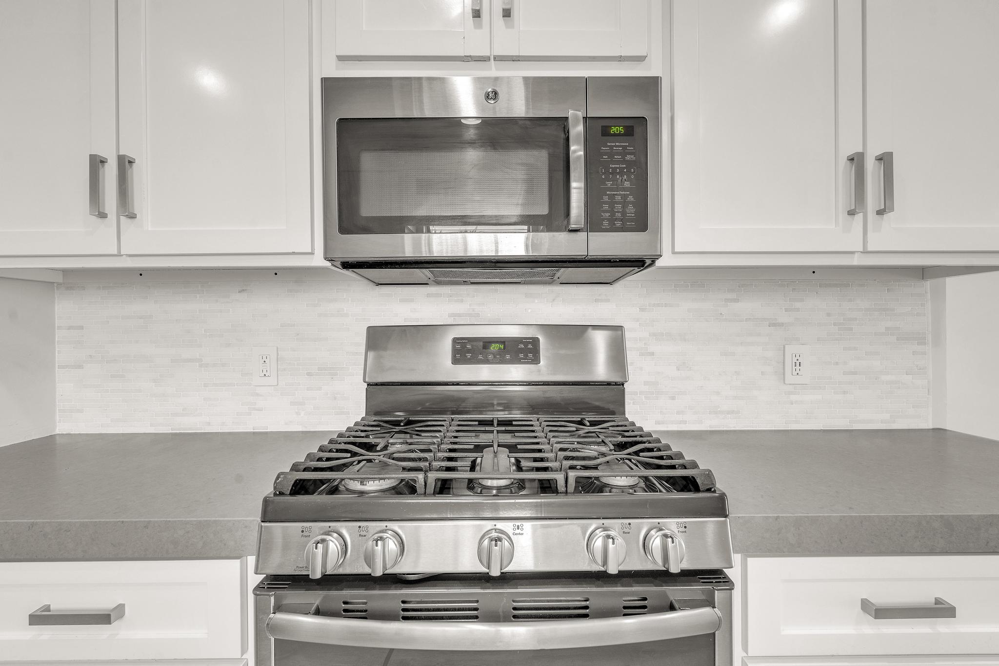 AZALEA GARDENS DESTIN - Residential Lease