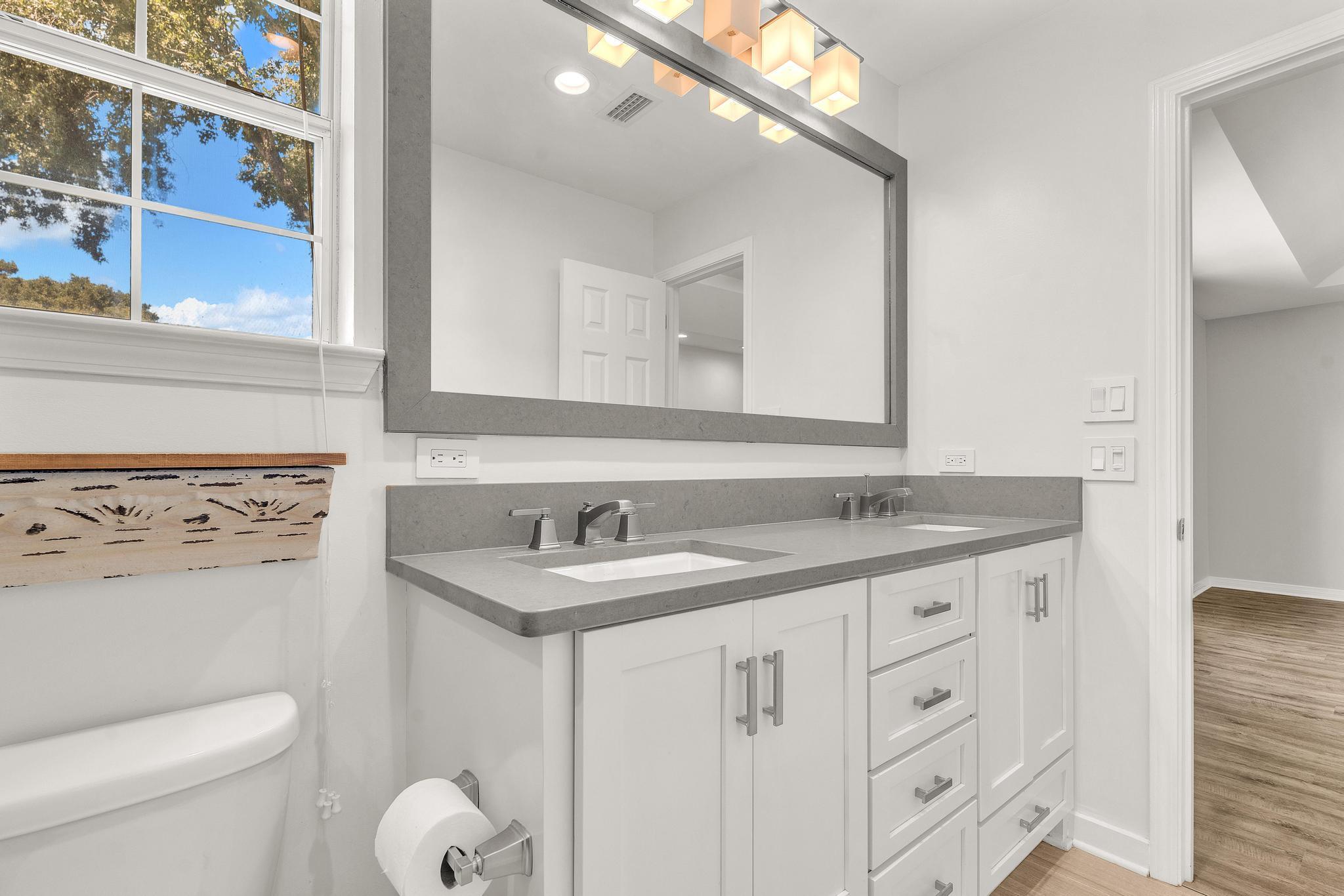 AZALEA GARDENS DESTIN - Residential Lease