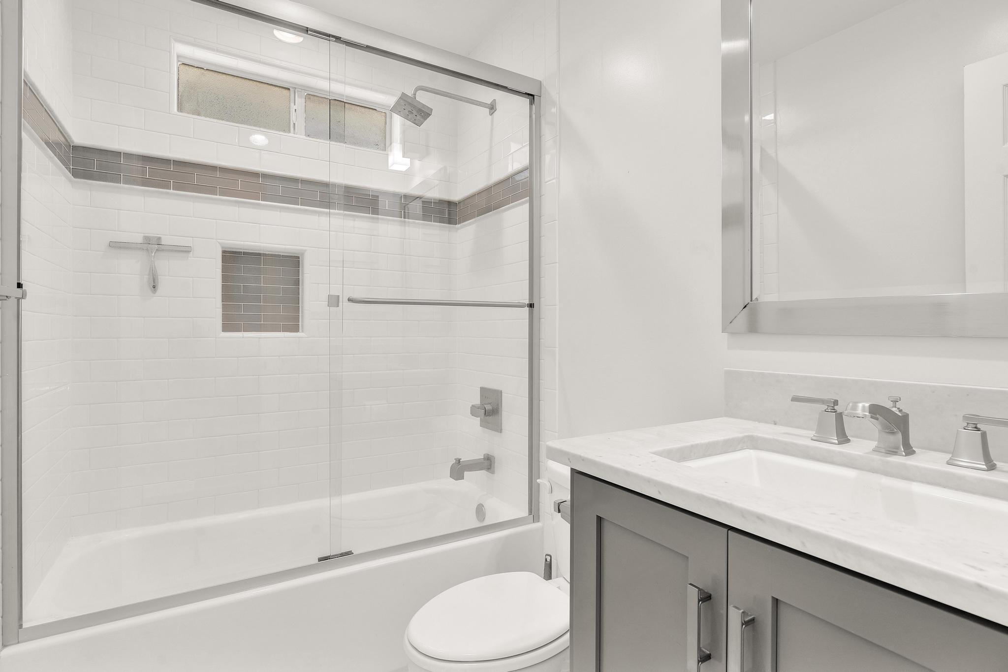 AZALEA GARDENS DESTIN - Residential Lease