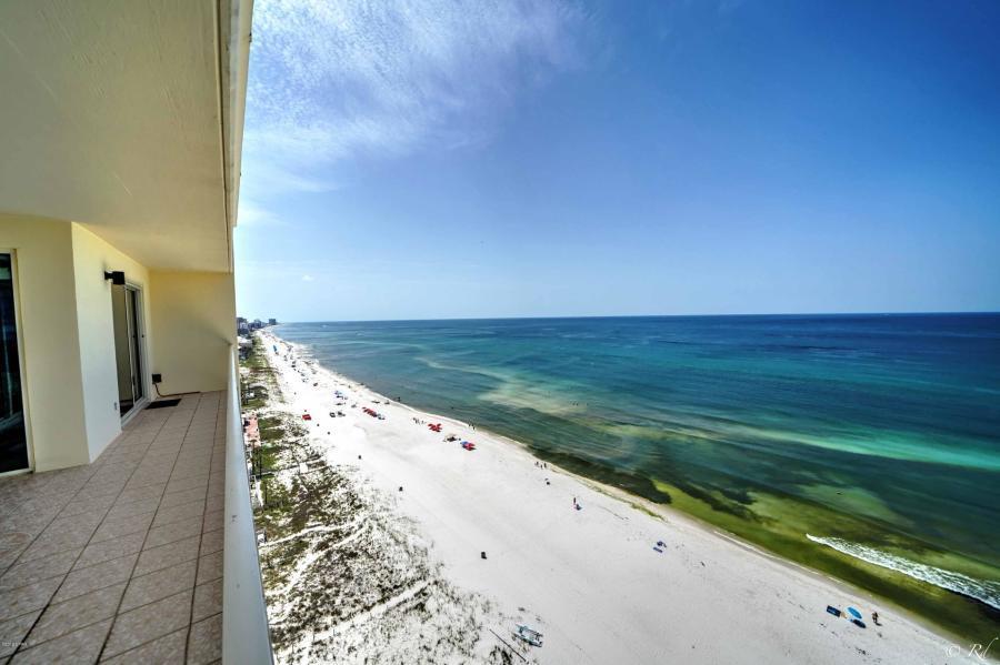 Grande Surf Club Condo - Residential