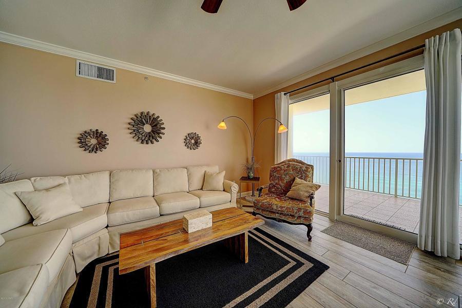 Grande Surf Club Condo - Residential