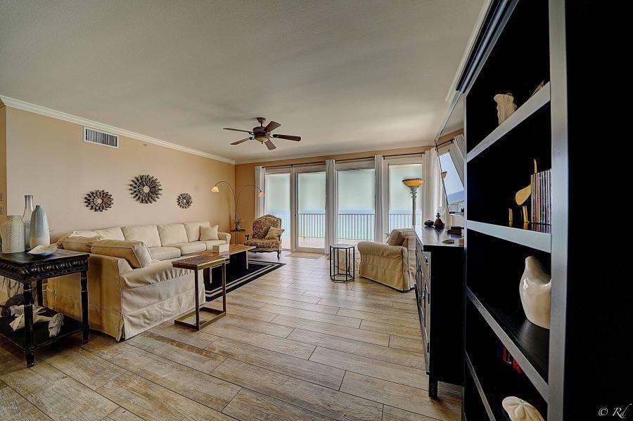 Grande Surf Club Condo - Residential