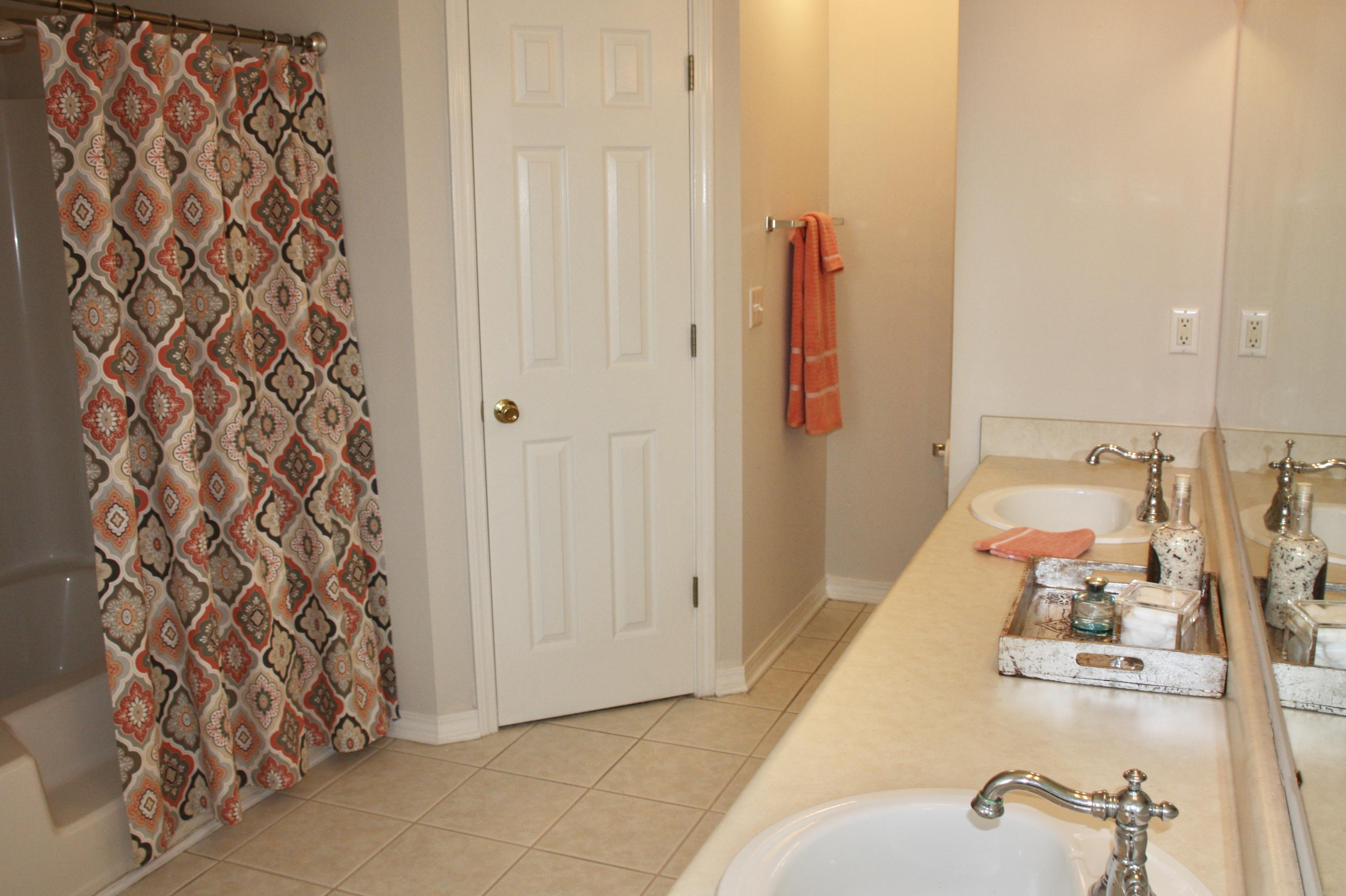 COUNTRYVIEW ESTATES 6TH ADDN PH1 - Residential