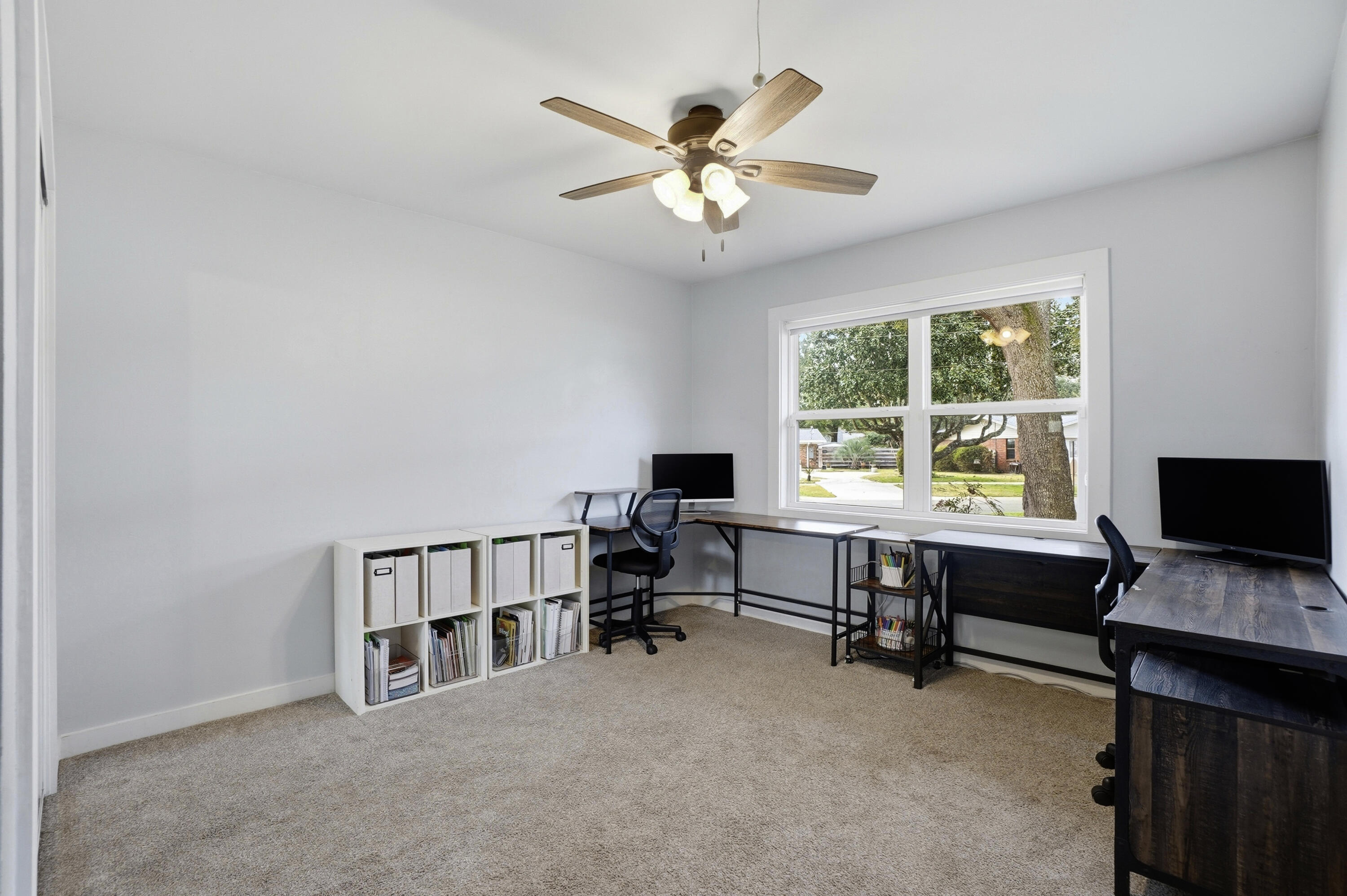 Country Club Est 1st Addn - Residential