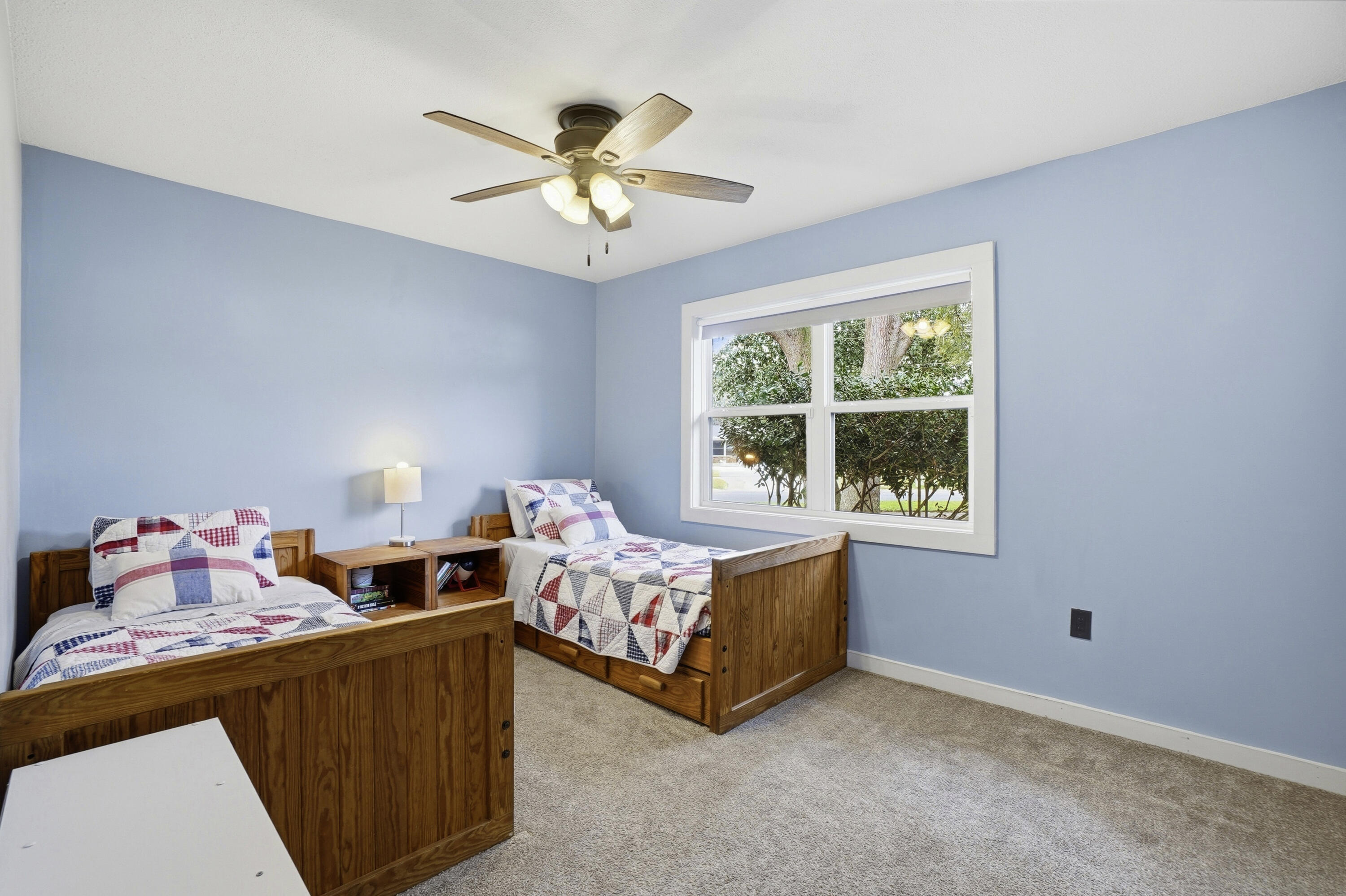 Country Club Est 1st Addn - Residential