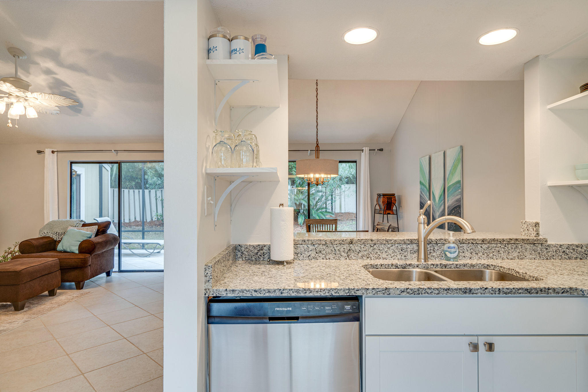 LINKSIDE VILLAGE UNIT 1 - Residential