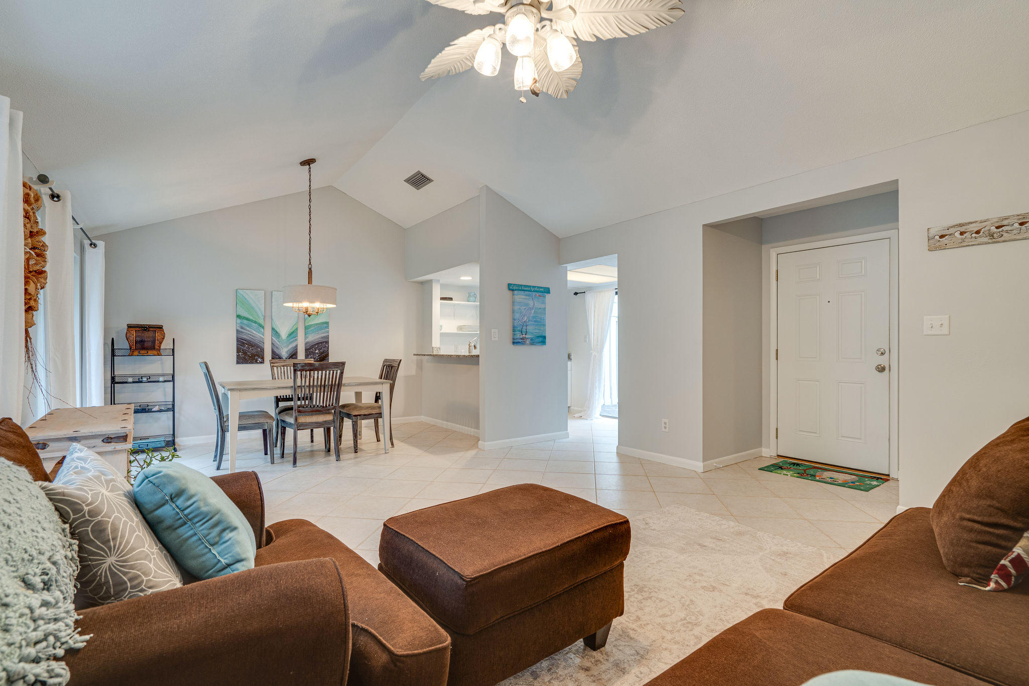 LINKSIDE VILLAGE UNIT 1 - Residential