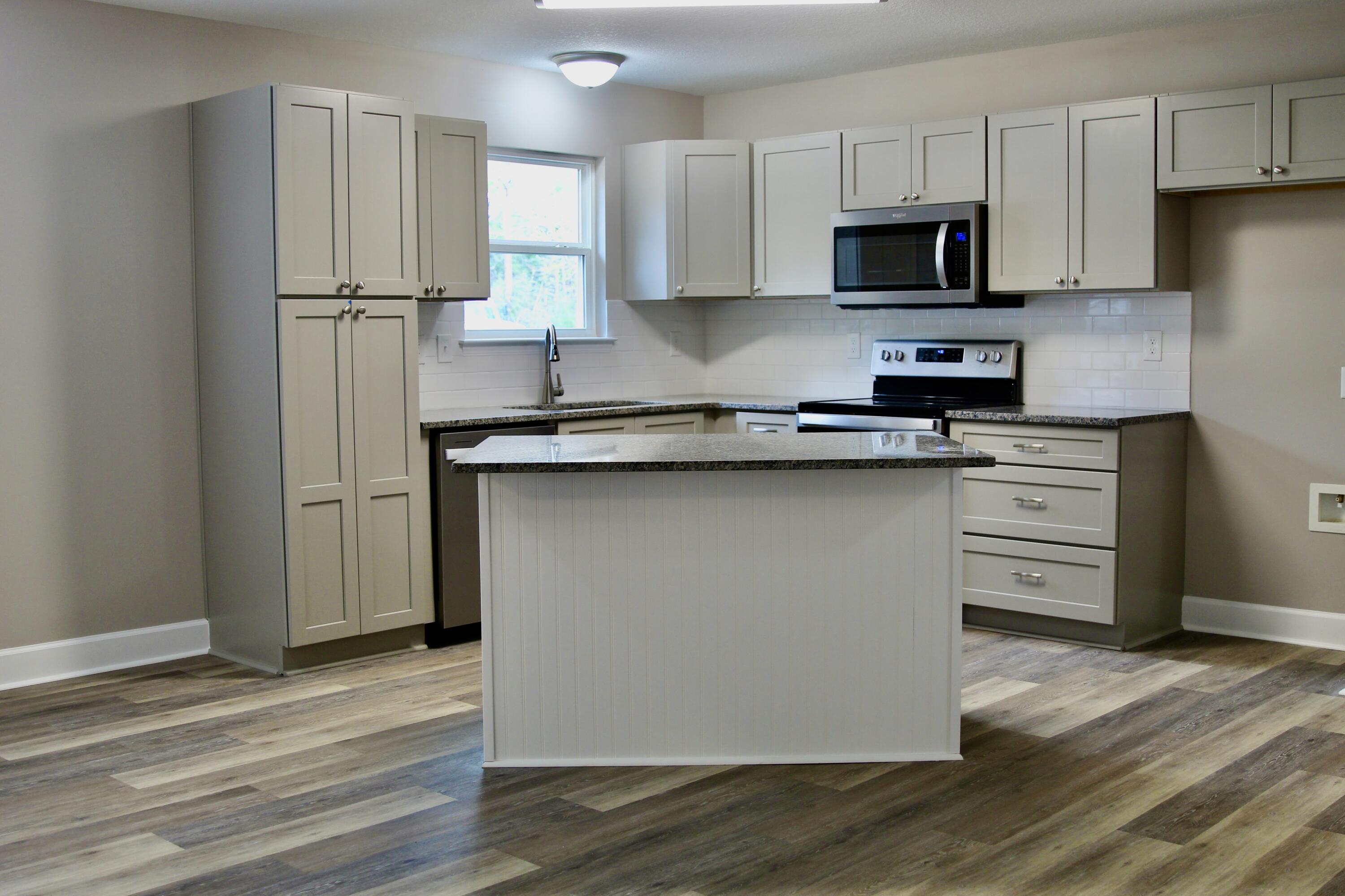 NORTH SUPERGROUP (221000.00) - Residential