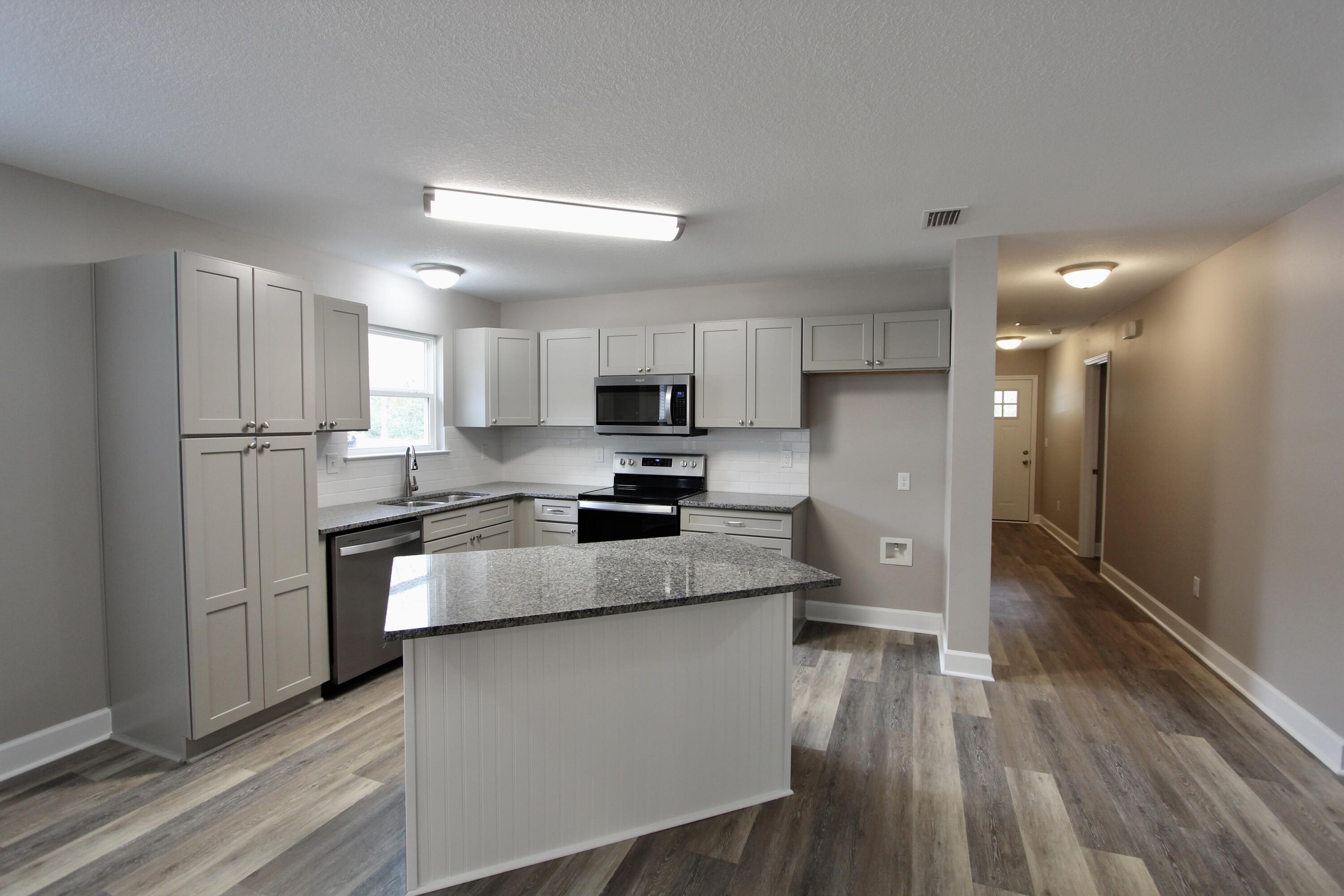 NORTH SUPERGROUP (221000.00) - Residential