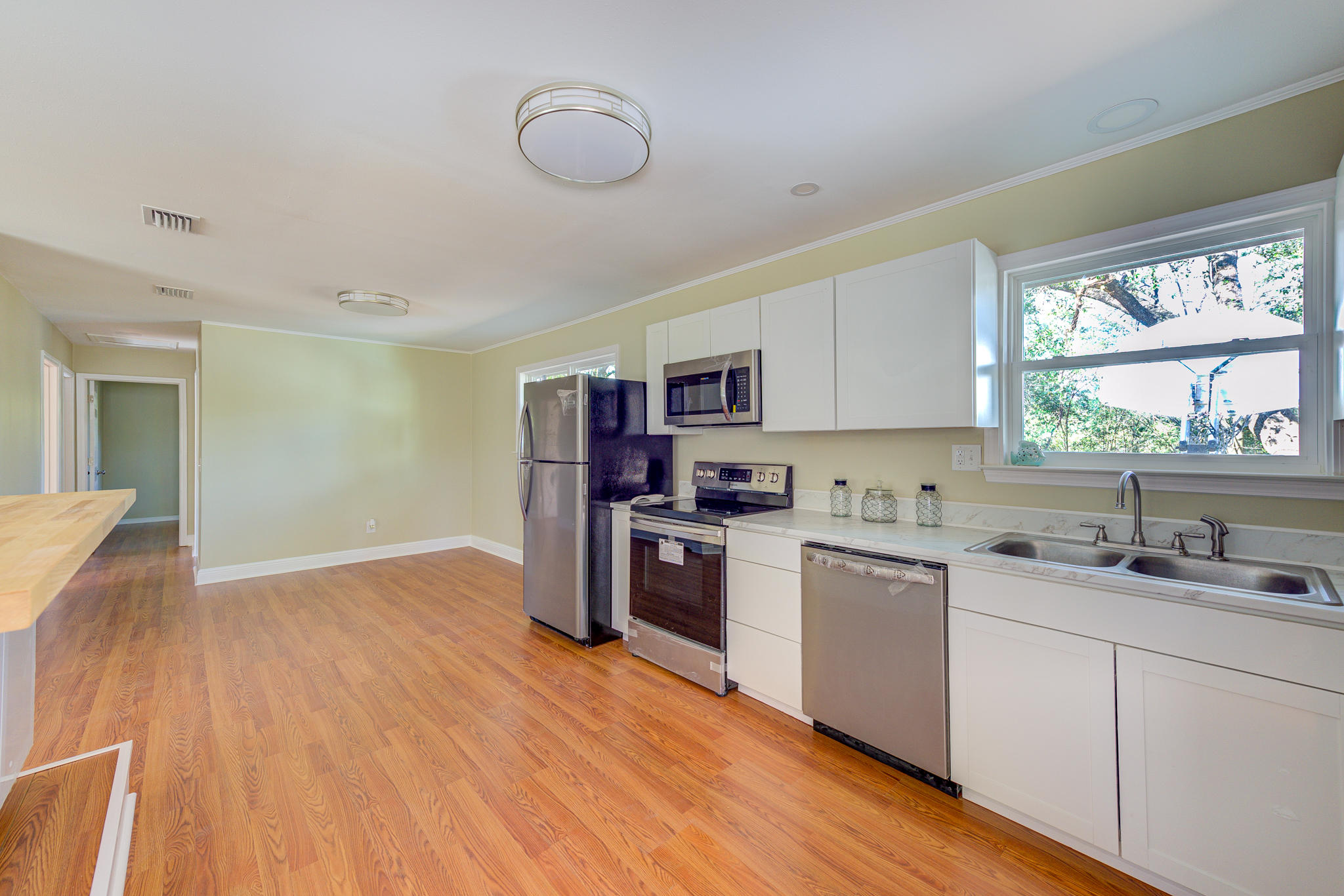 TOWN OF DEFUNIAK SPRINGS - Residential