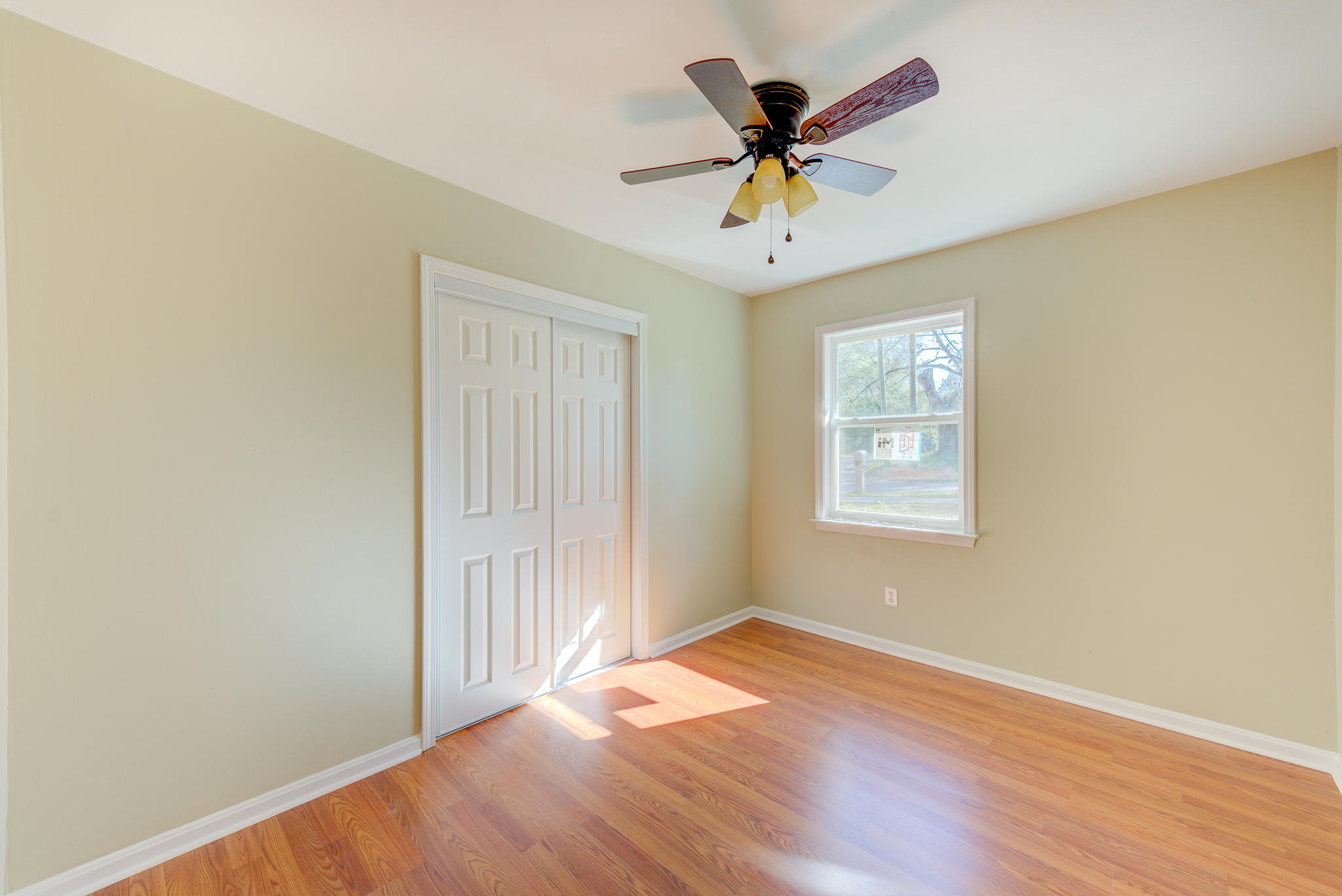 TOWN OF DEFUNIAK SPRINGS - Residential