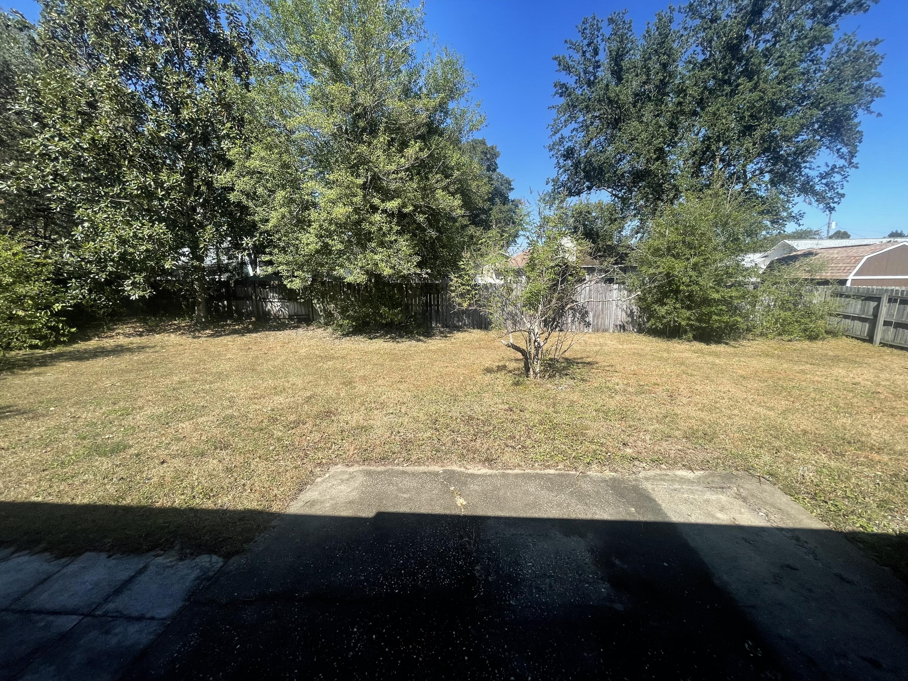 COUNTRYVIEW ESTATES - Residential Lease