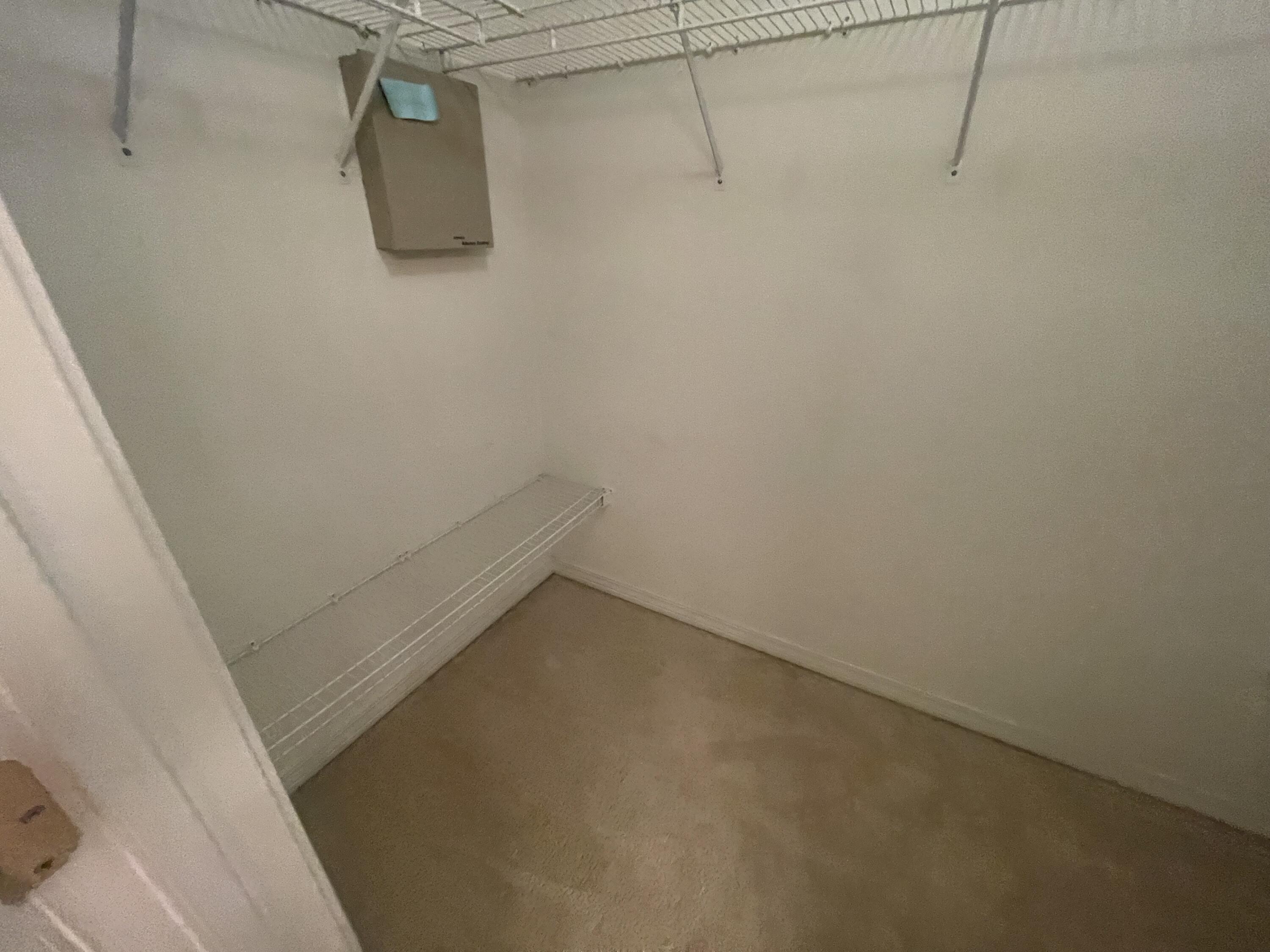 COUNTRYVIEW ESTATES - Residential Lease