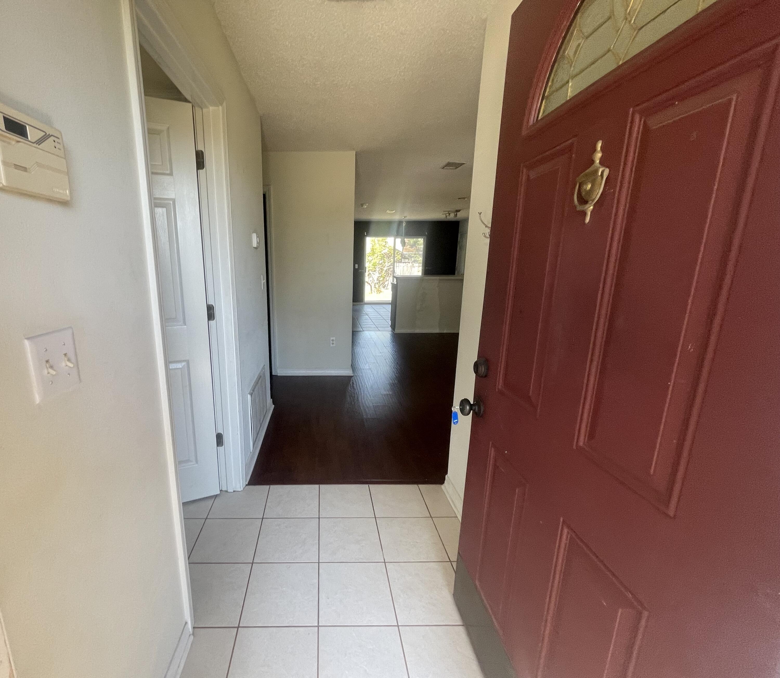 COUNTRYVIEW ESTATES - Residential Lease