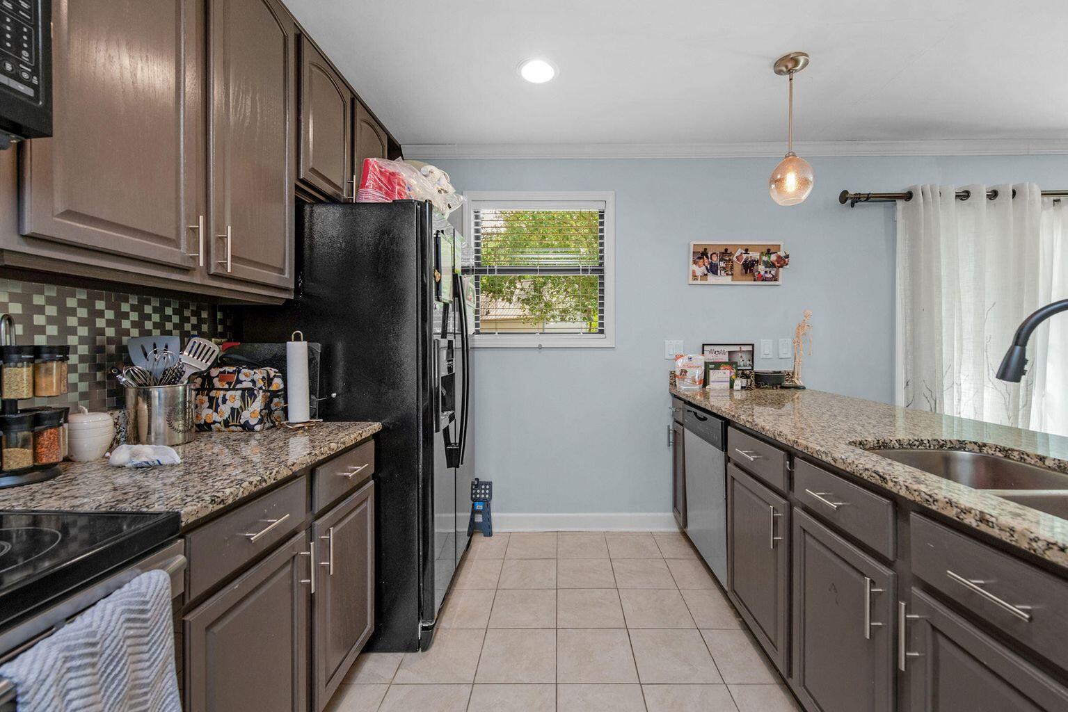 CREEKSIDE 2 - Residential Lease